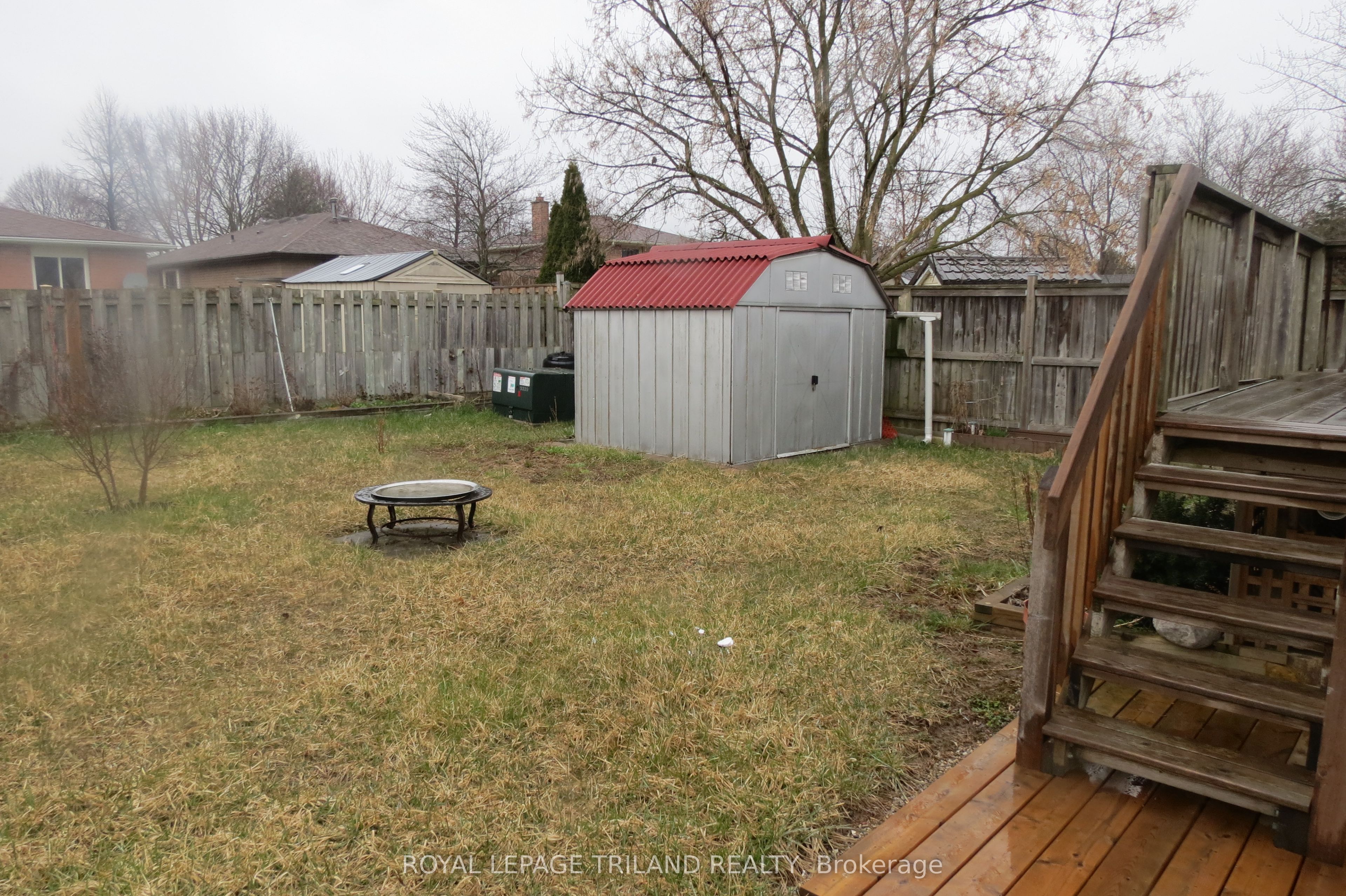 76 Ardsley Road Lower Property Photo 25