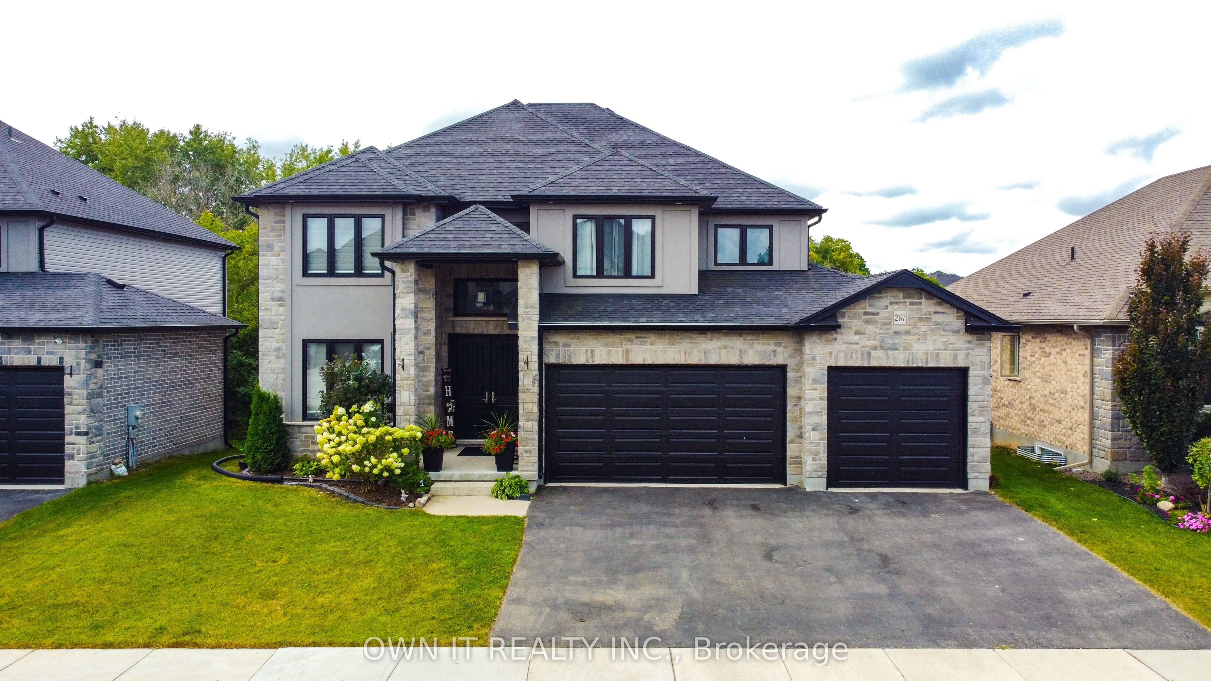 Woodstock Real Estate Listings Main Image