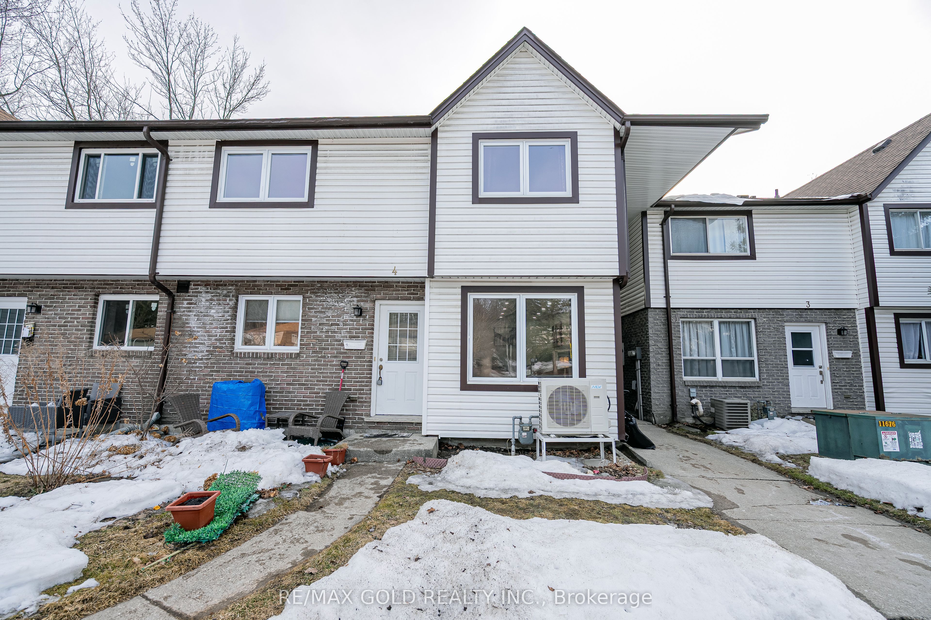 Real Estate Main Image