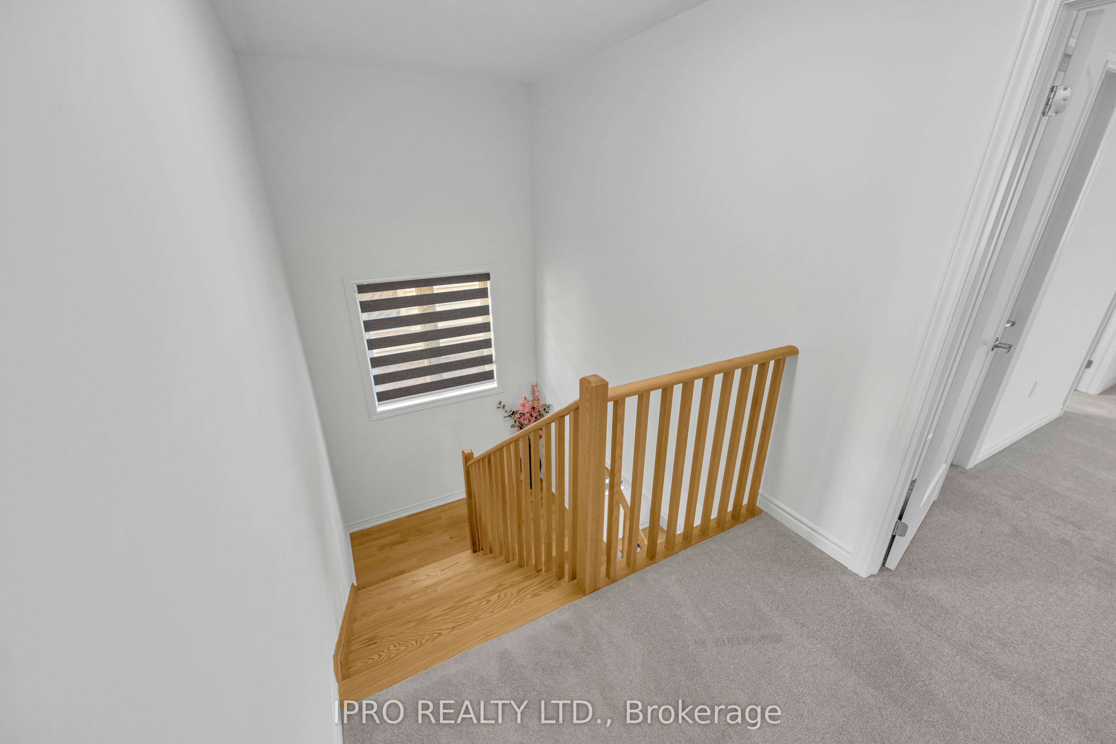 1033 Trailsview Avenue Property Photo 6