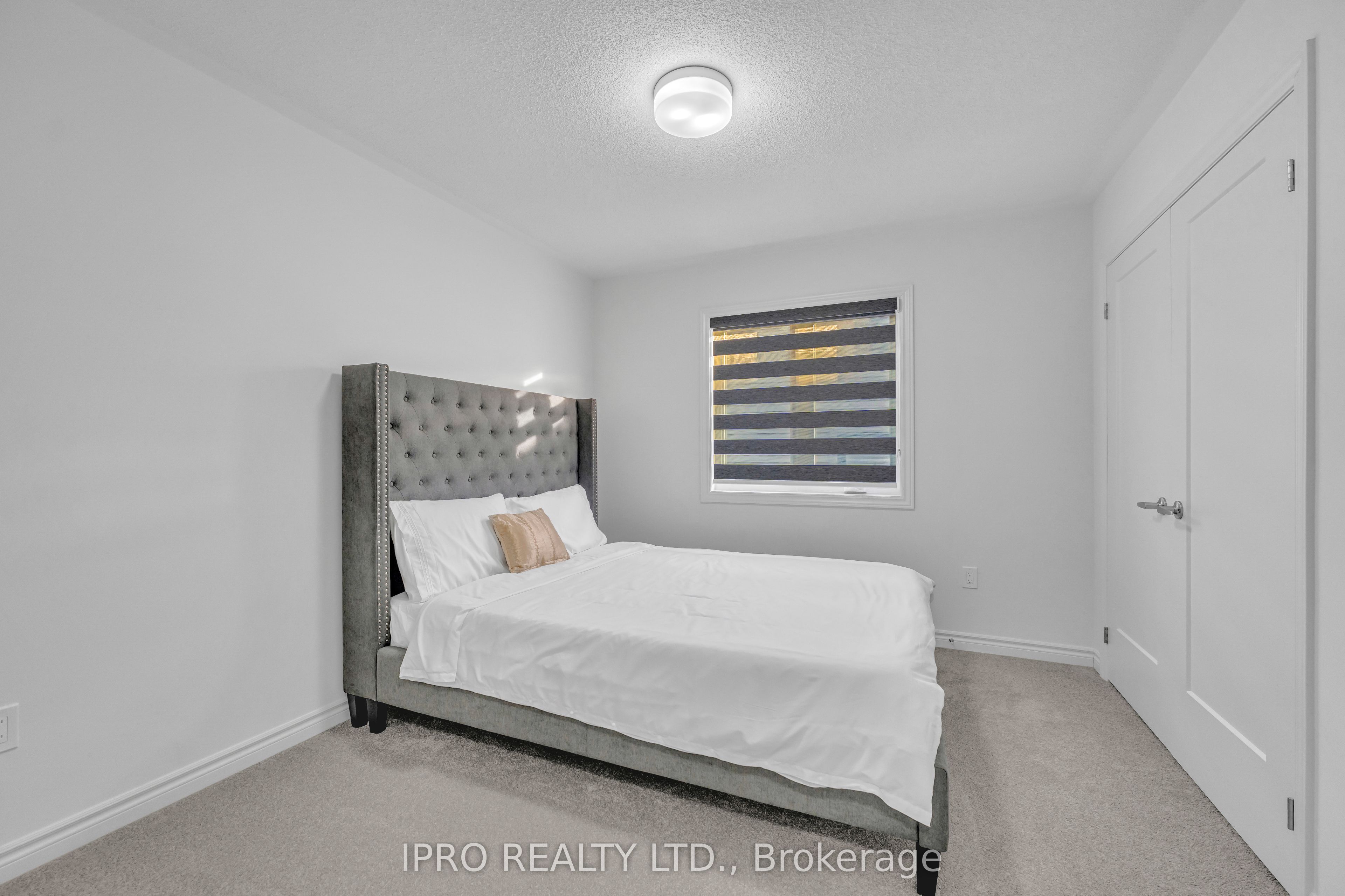 1033 Trailsview Avenue Property Photo 16