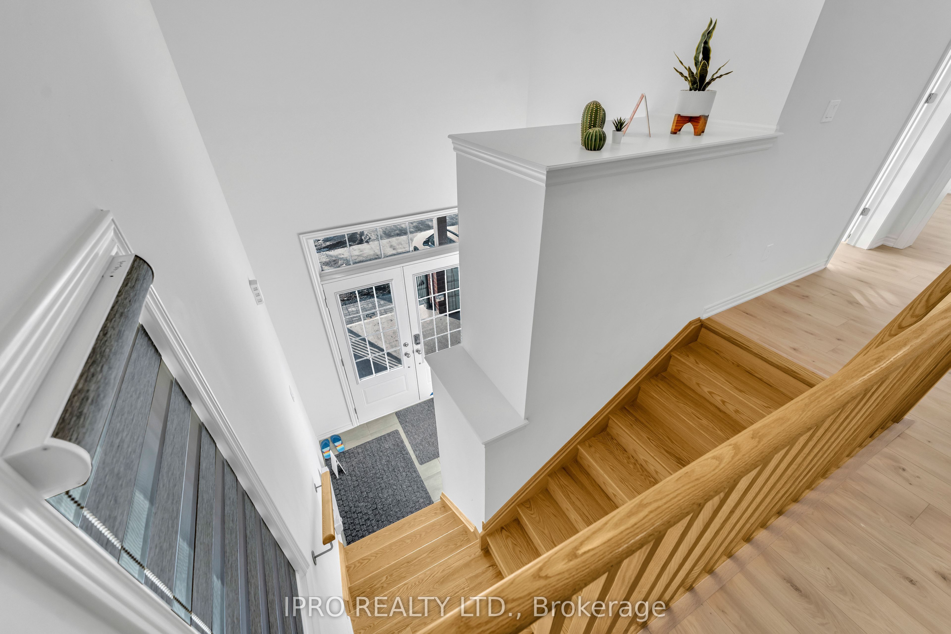 1033 Trailsview Avenue Property Photo 25