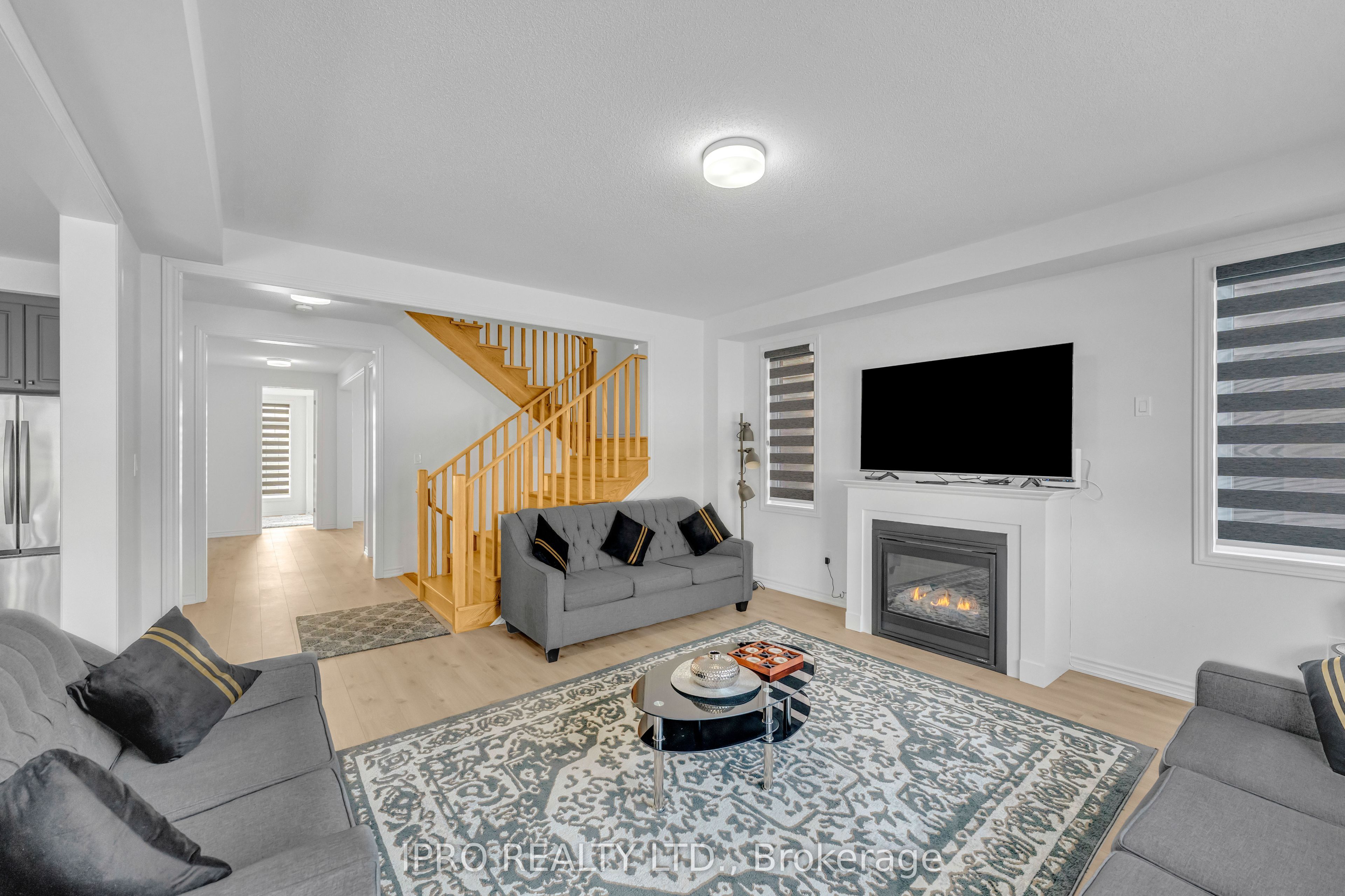 1033 Trailsview Avenue Property Photo 36