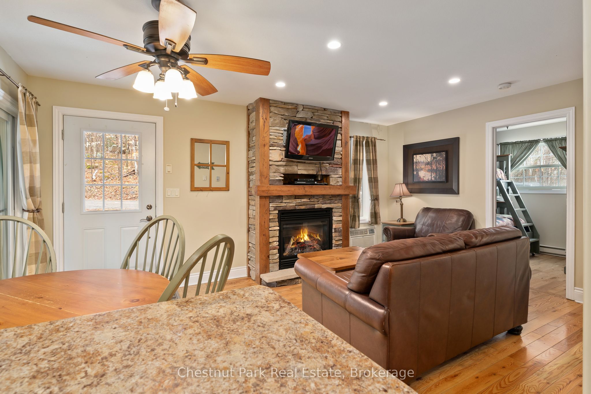 1052 Rat Bay Rd Property Photo 13