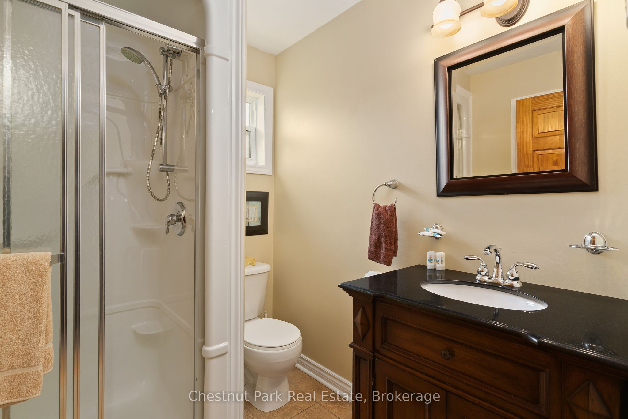 1052 Rat Bay Rd Property Photo 16