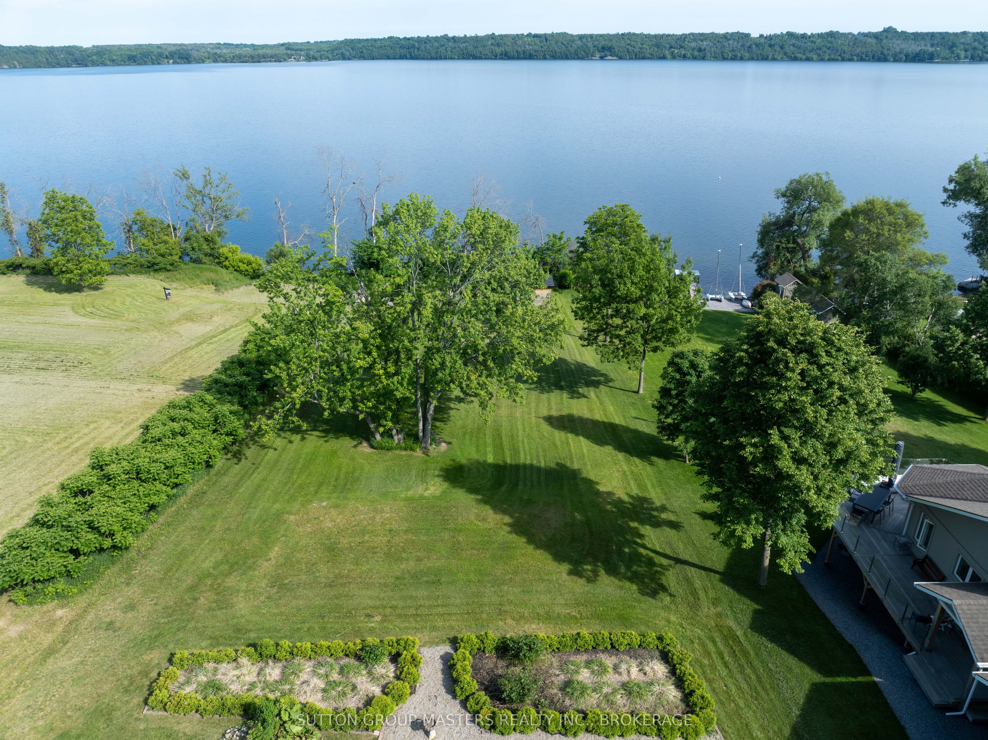 226 Bayshore Road Property Photo 4