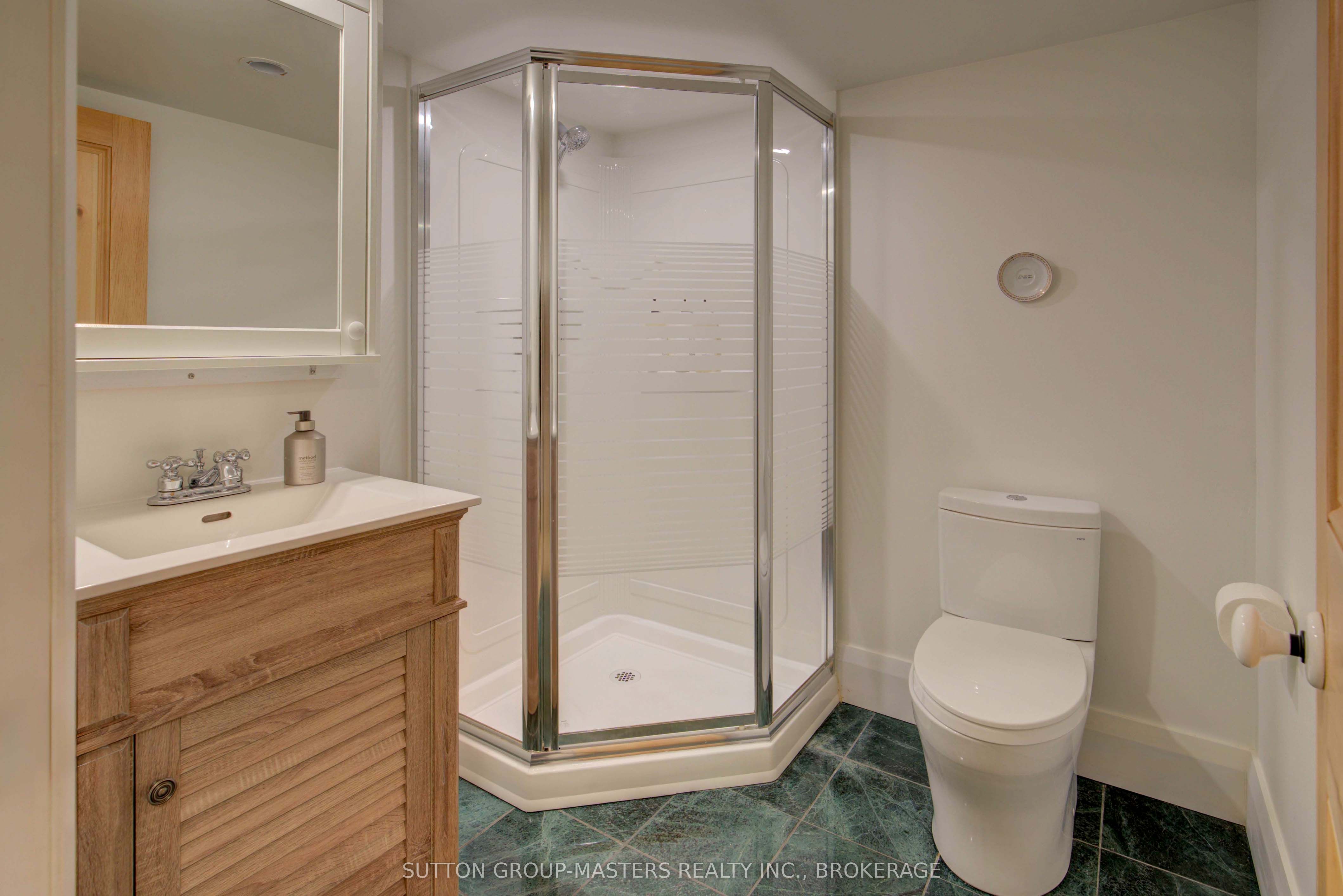 226 Bayshore Road Property Photo 37