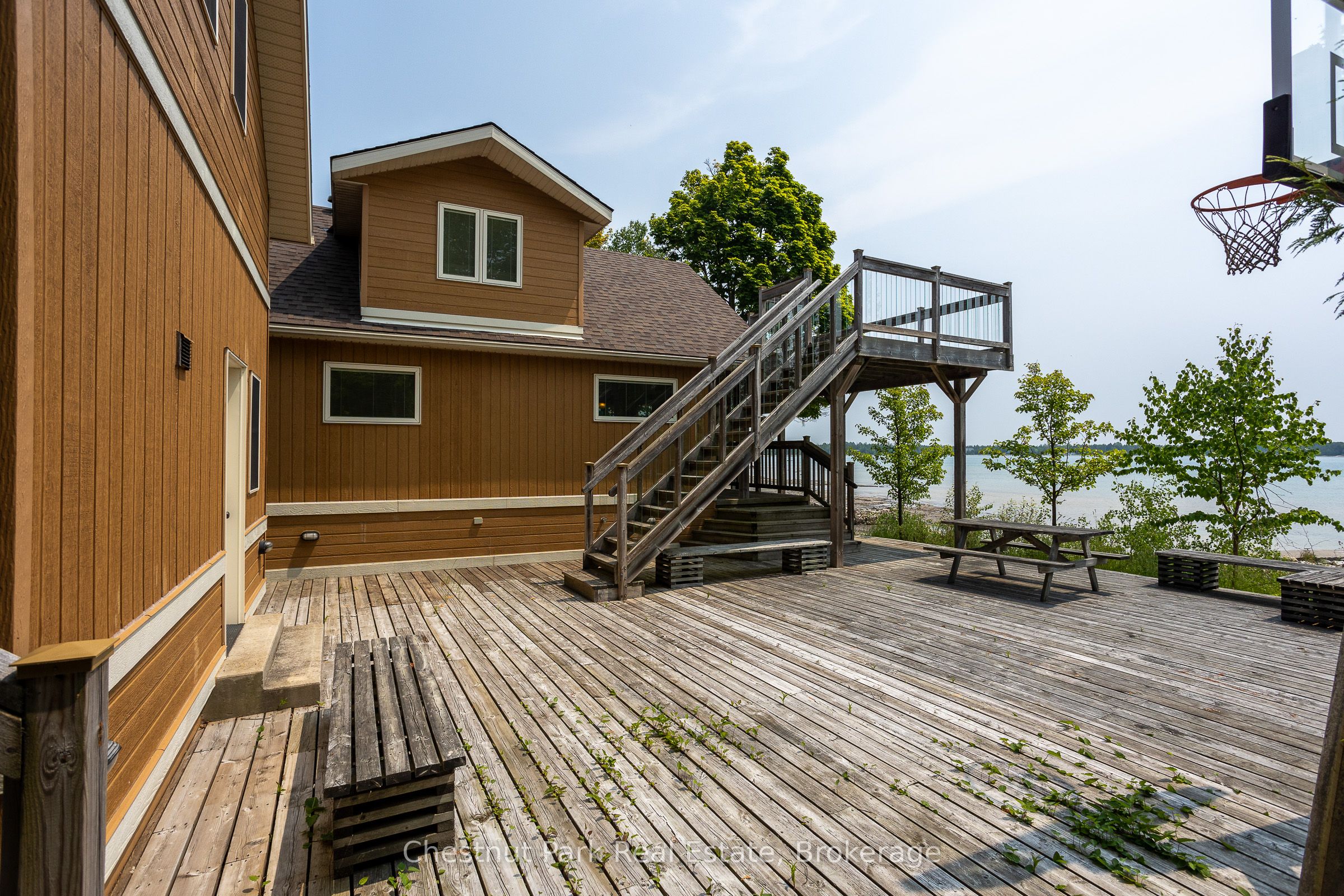 584 Warner Bay Road Property Photo 3