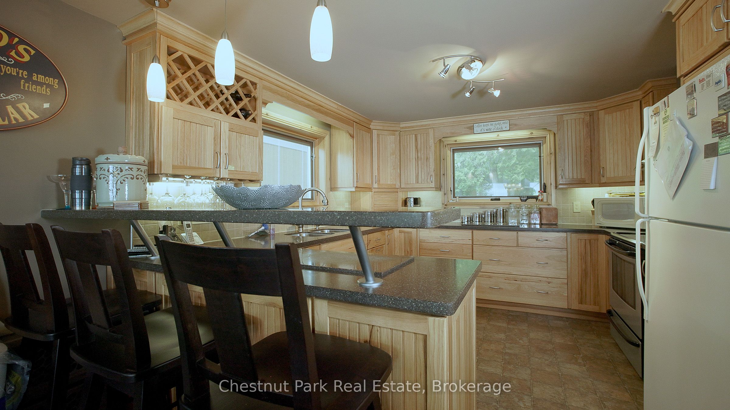 584 Warner Bay Road Property Photo 17