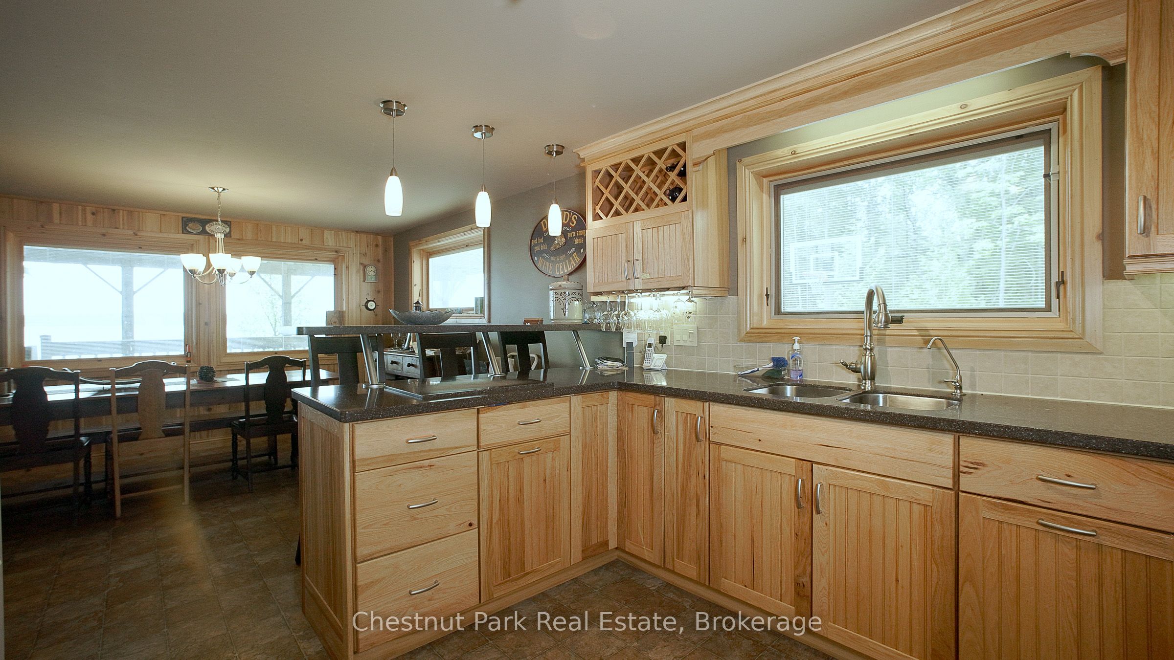 584 Warner Bay Road Property Photo 20