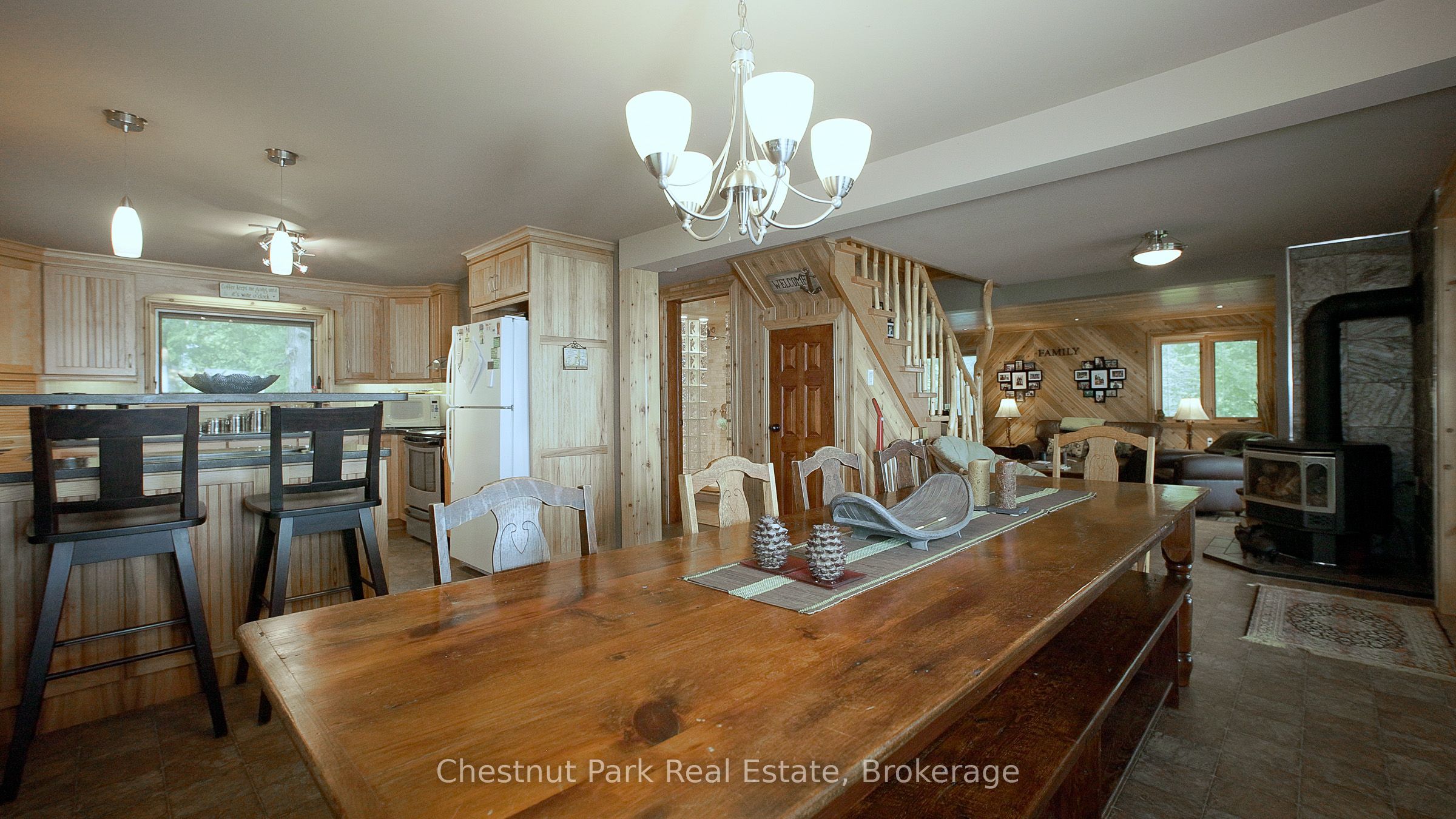 584 Warner Bay Road Property Photo 21