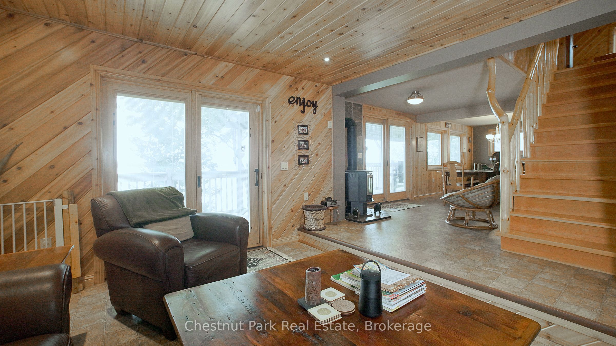 584 Warner Bay Road Property Photo 25