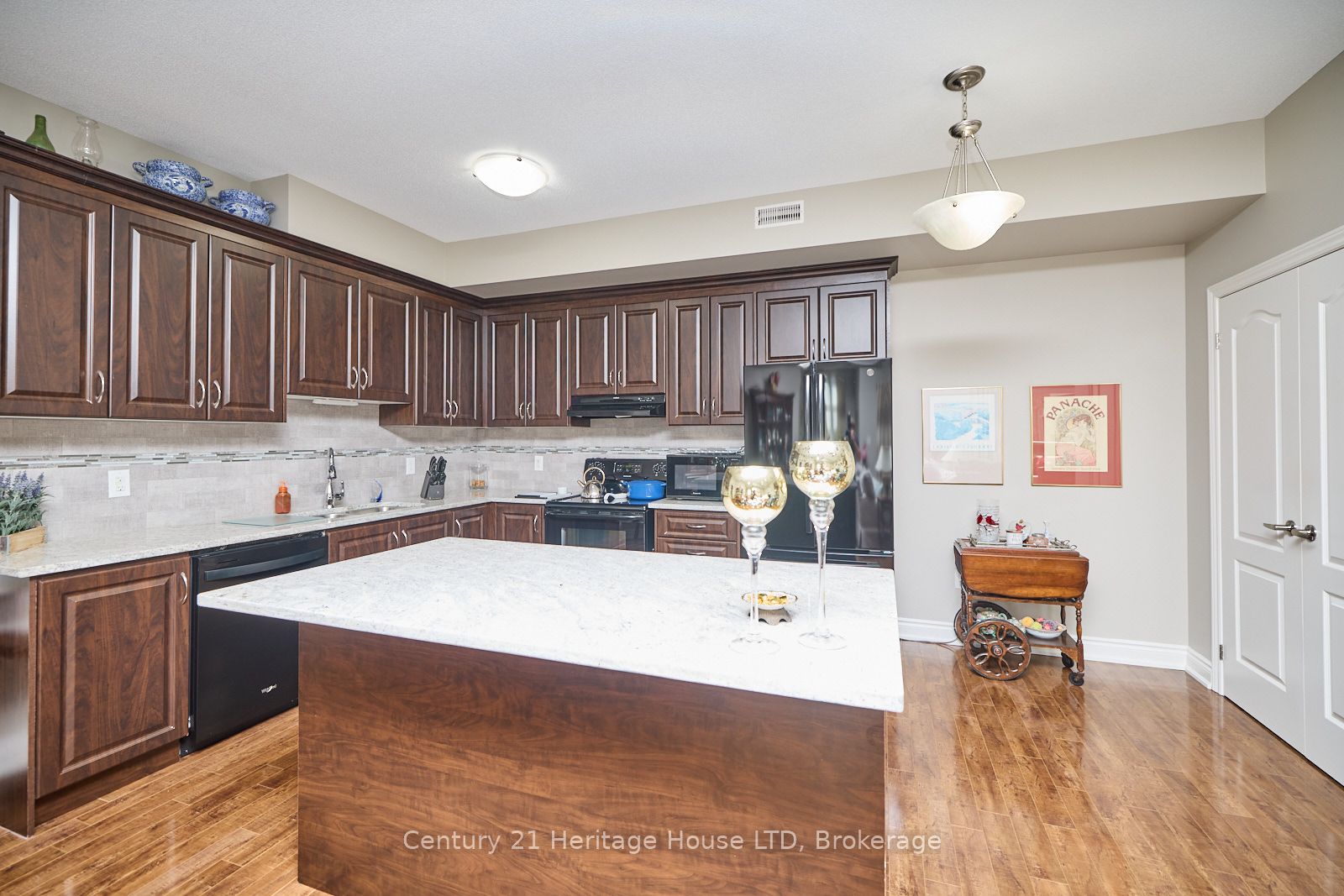 8111 Forest Glen Drive 427 Property Photo 10
