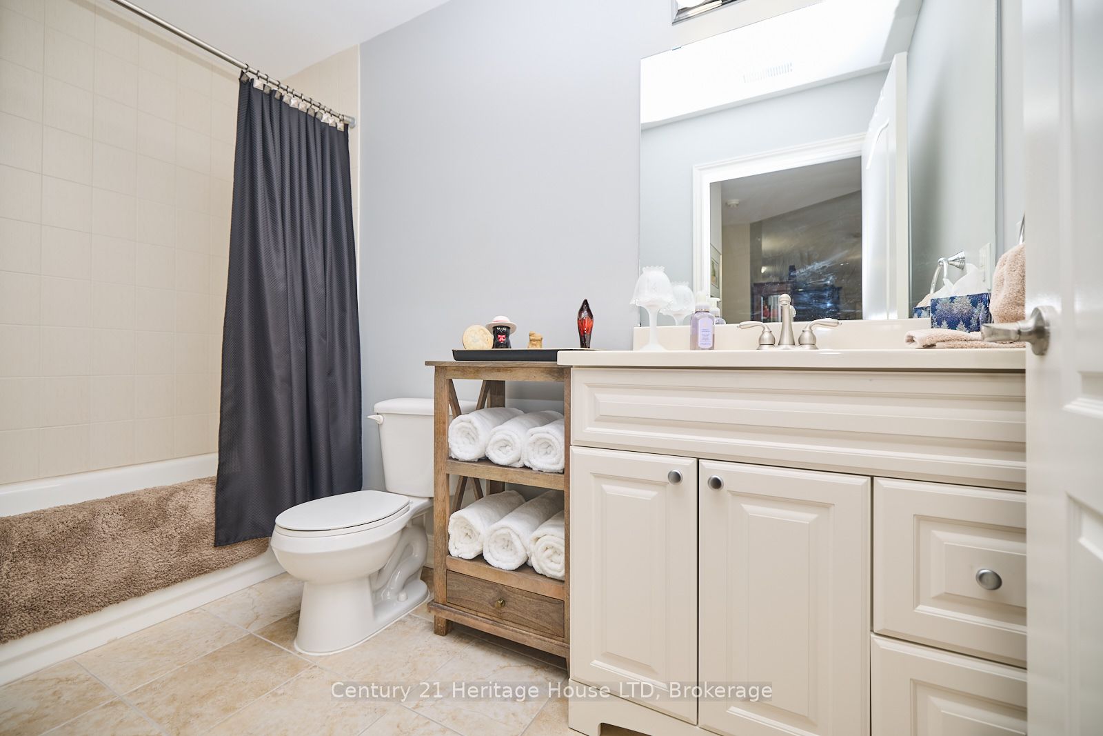 8111 Forest Glen Drive 427 Property Photo 14