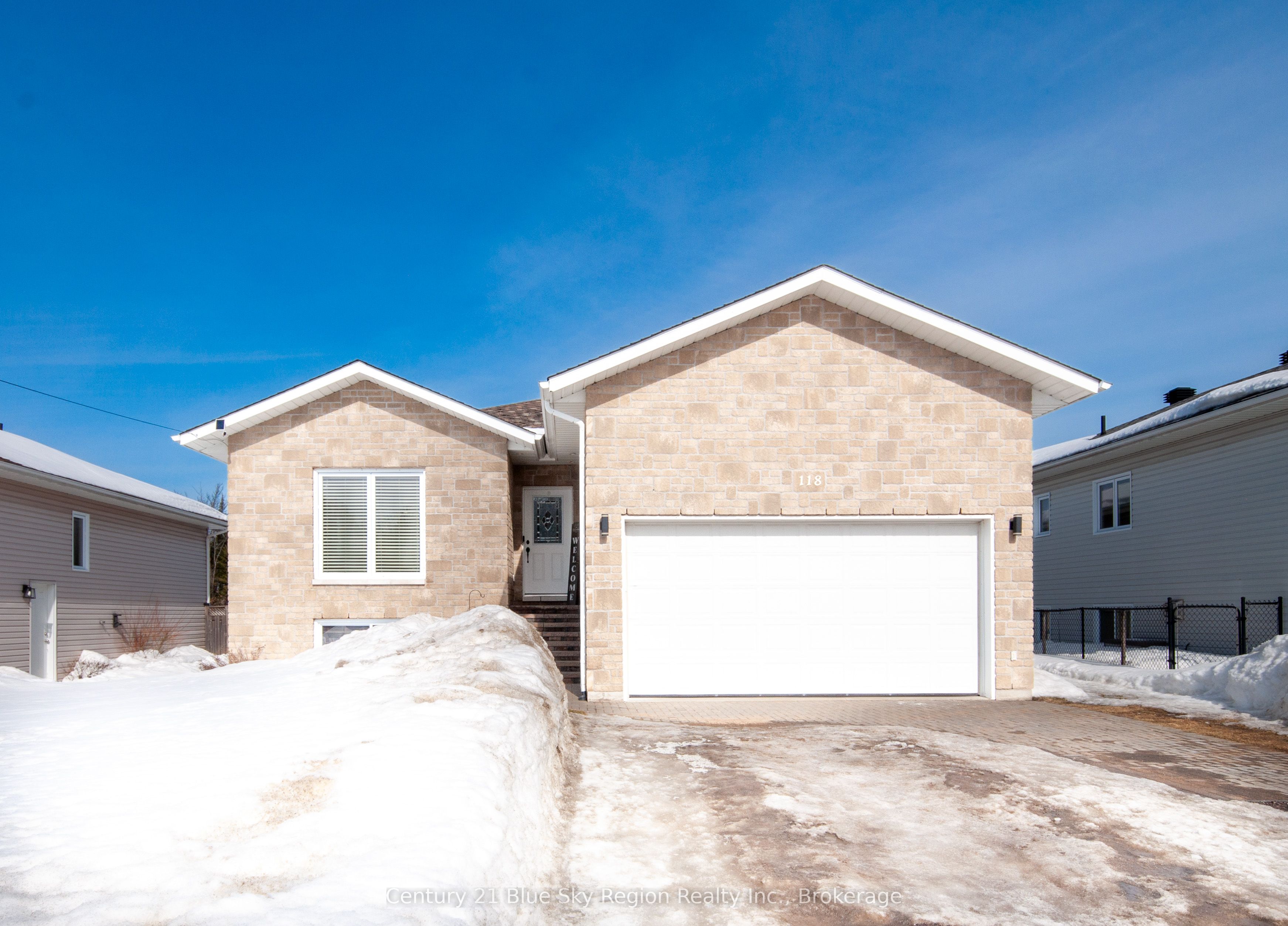 118 Carmichael Drive Property Photo