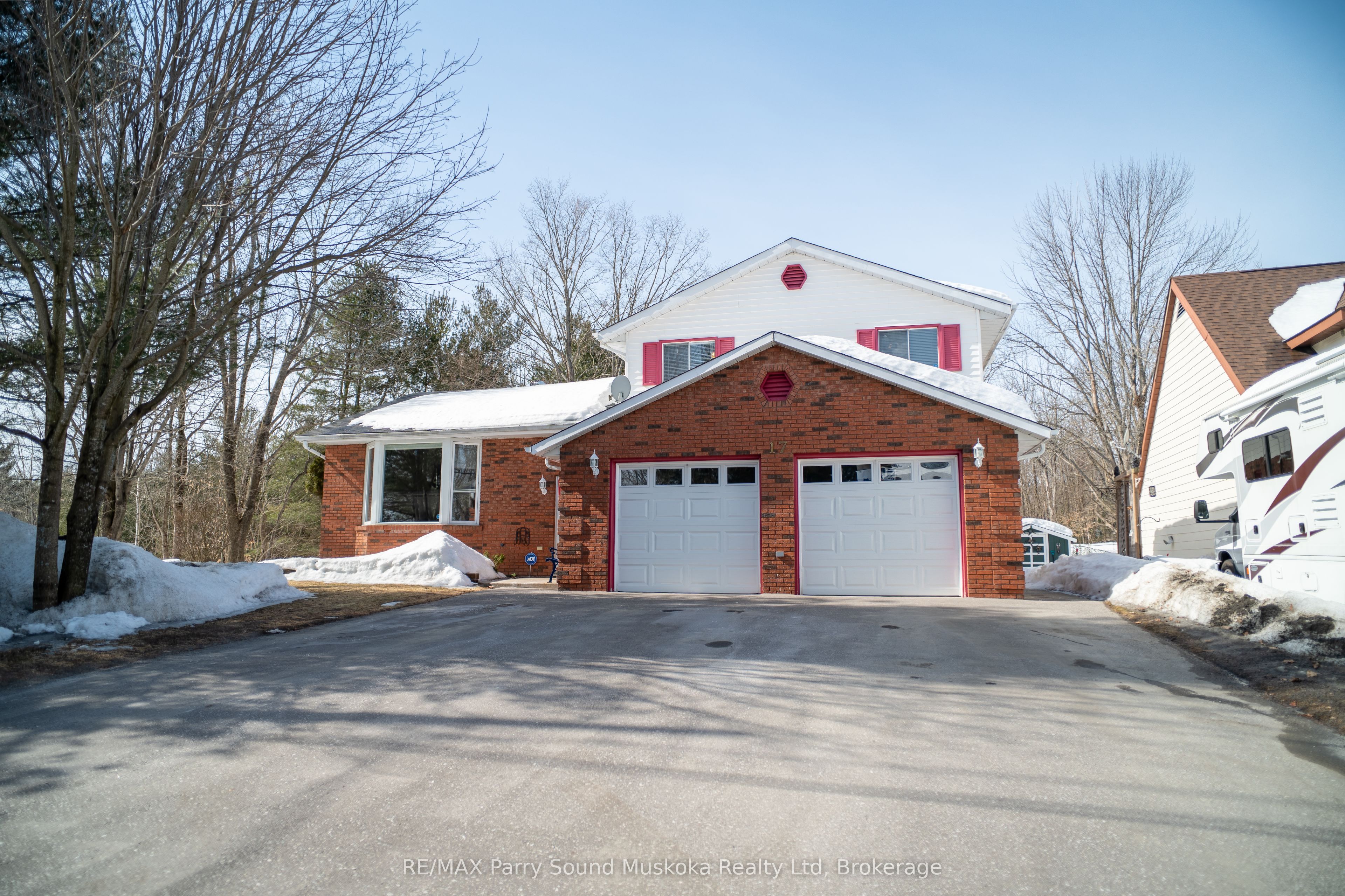 17 Macklaim Drive Property Photo