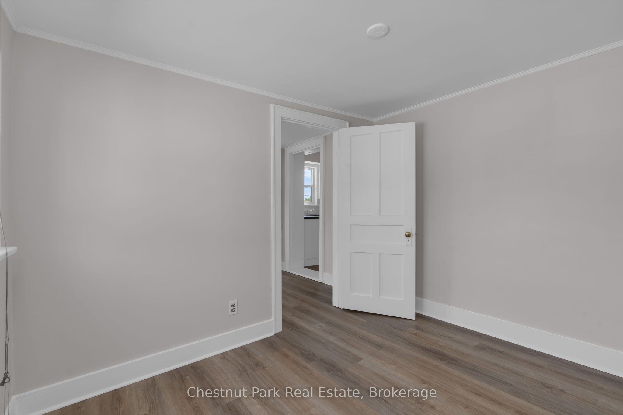 16 Trowbridge Street Property Photo 16