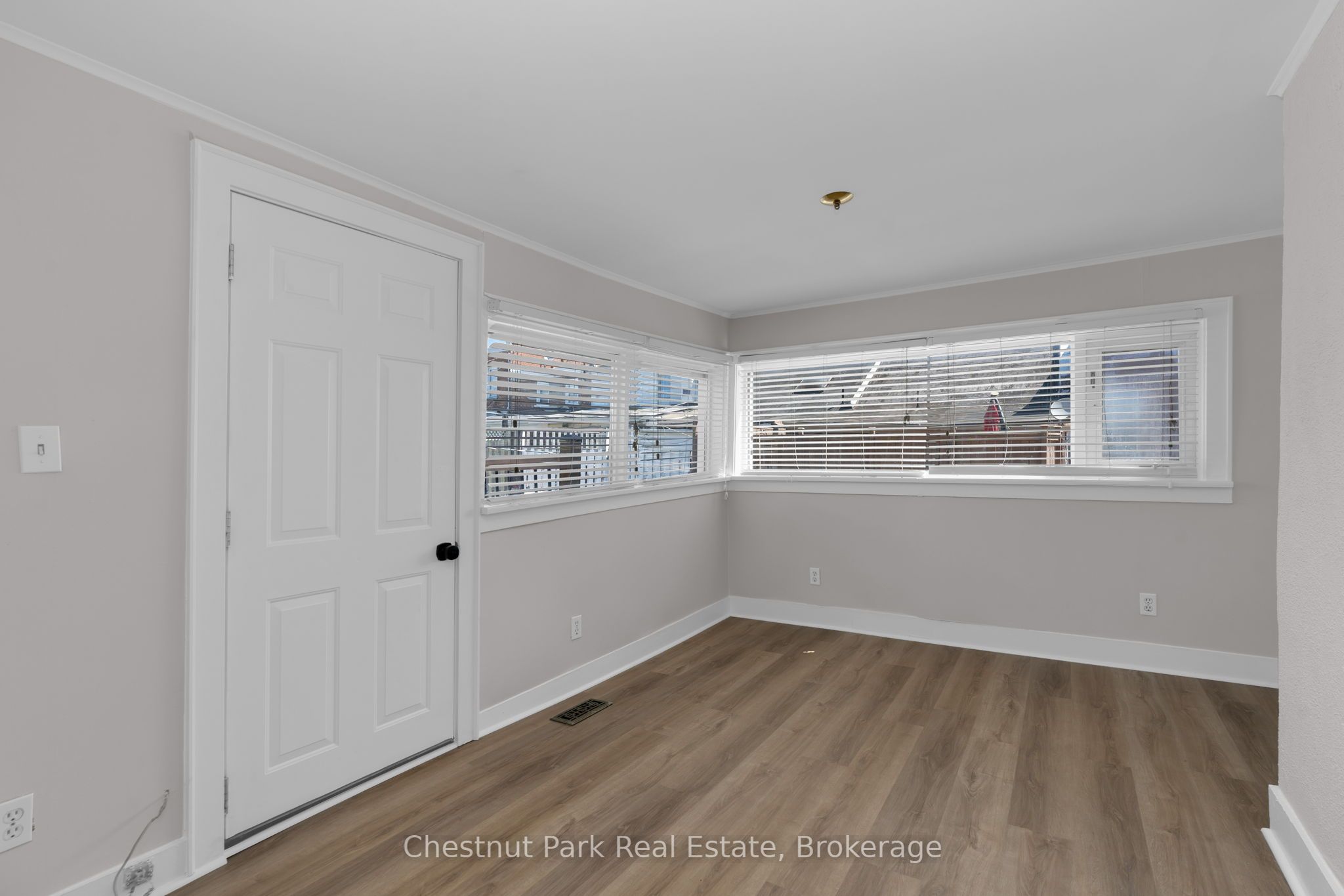 16 Trowbridge Street Property Photo 20