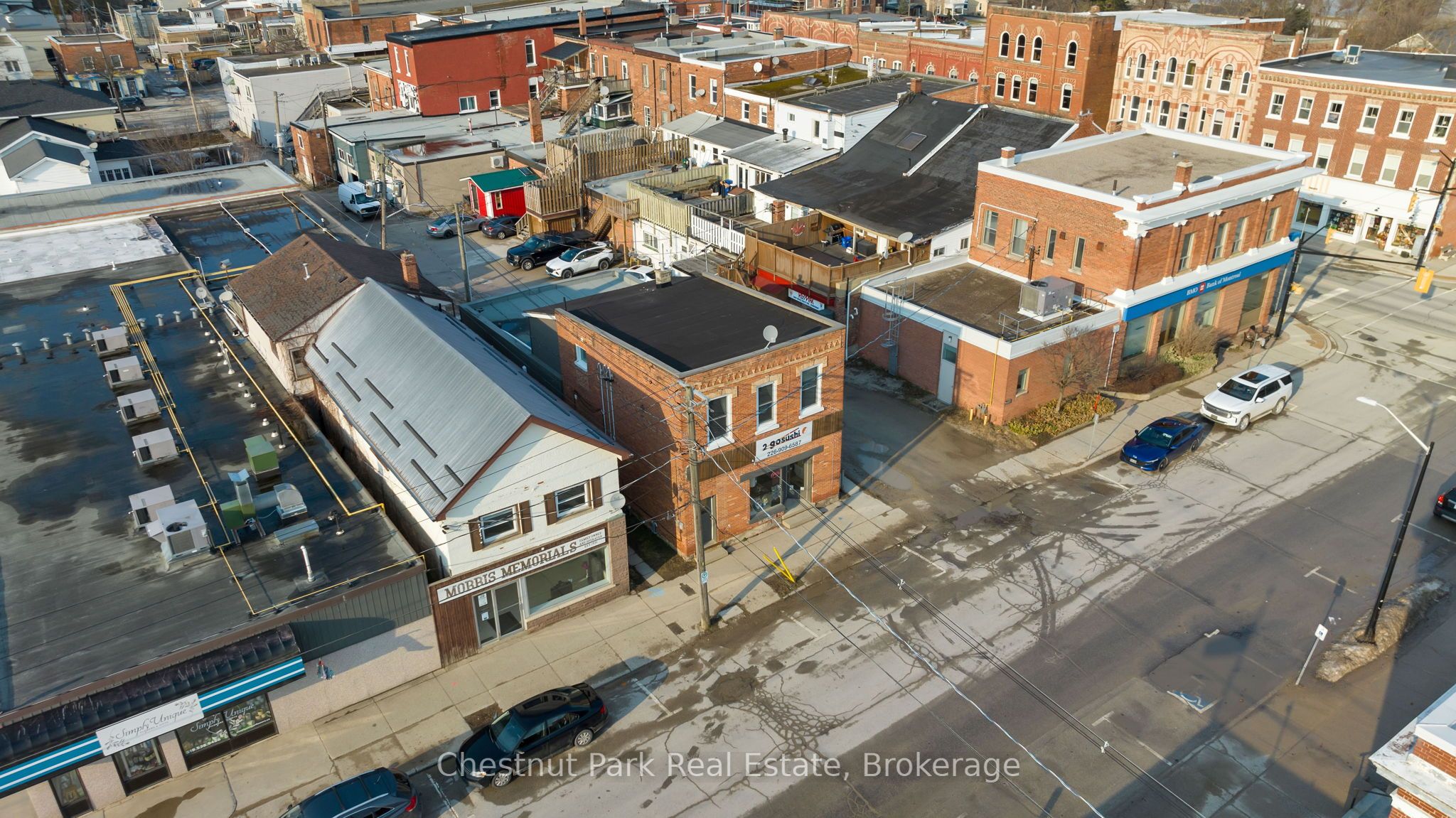 16 Trowbridge Street Property Photo 33