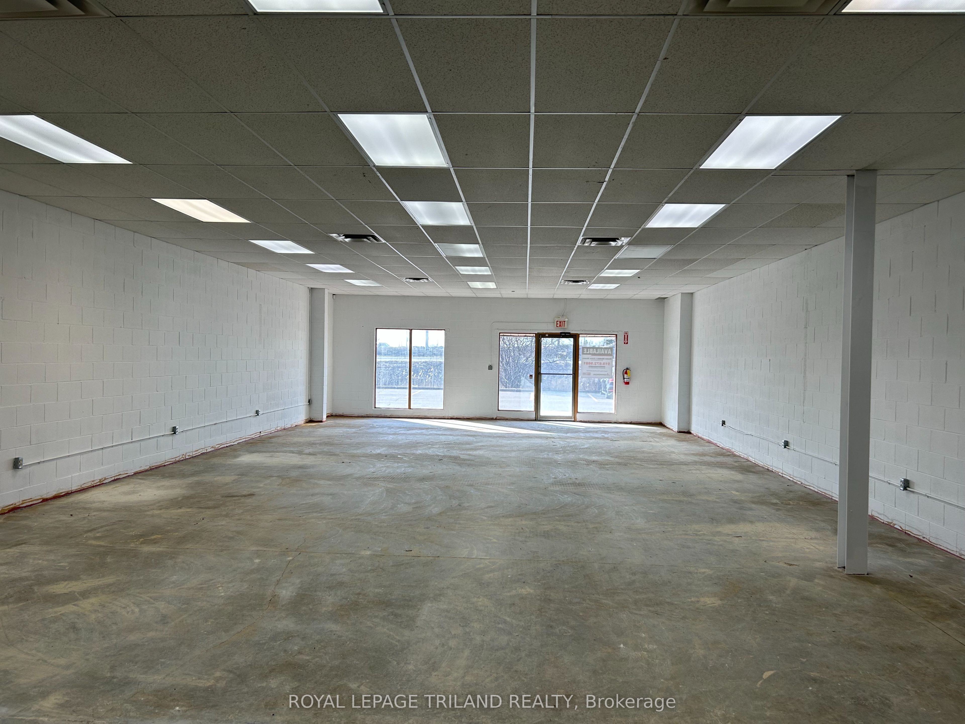 #30 - 1398 Wellington Road Property Photo 2