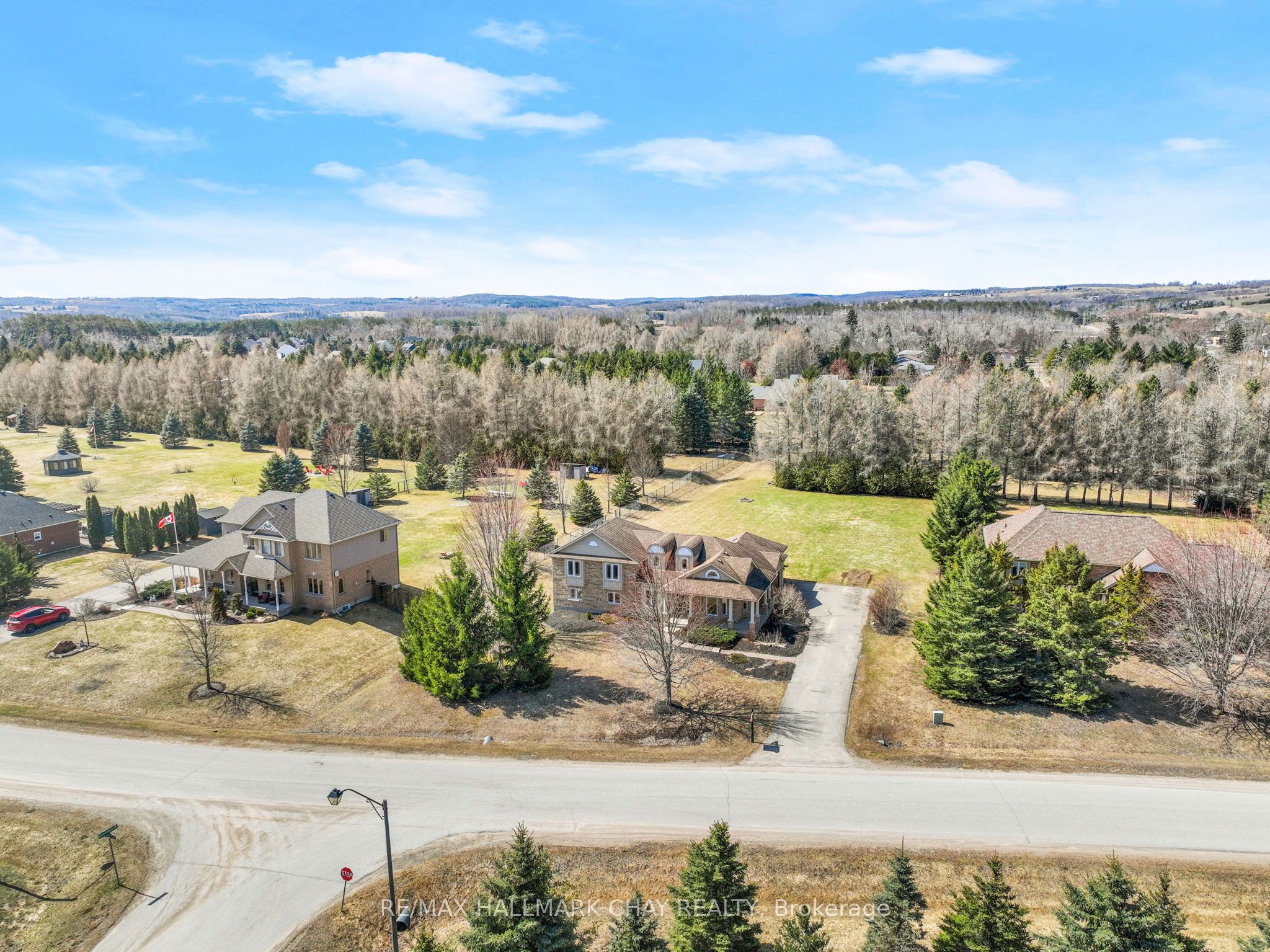 8 Thomson Trail Property Photo 1