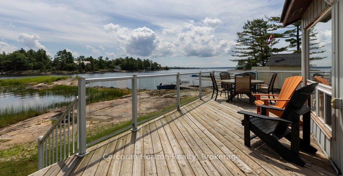 64 Wolverine Beach Rd Property Photo