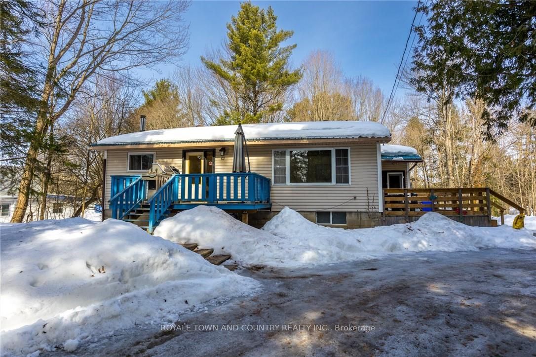 3415 Monck Road Property Photo