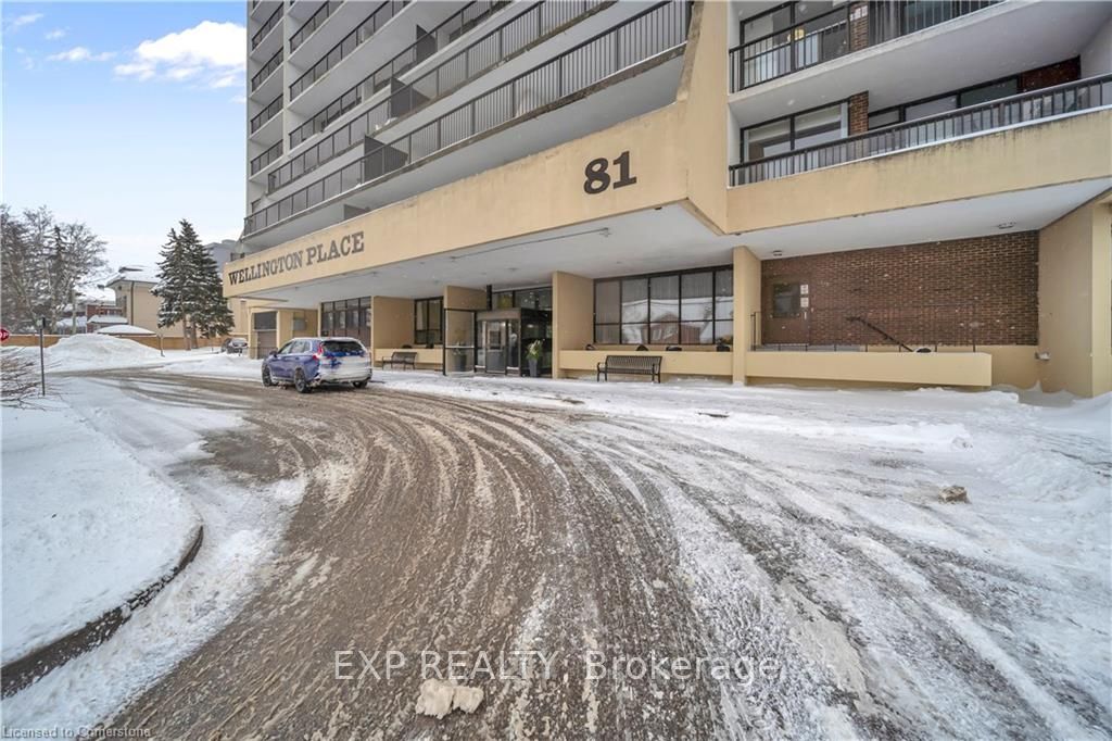 #404 - 81 Church Street Property Photo 1