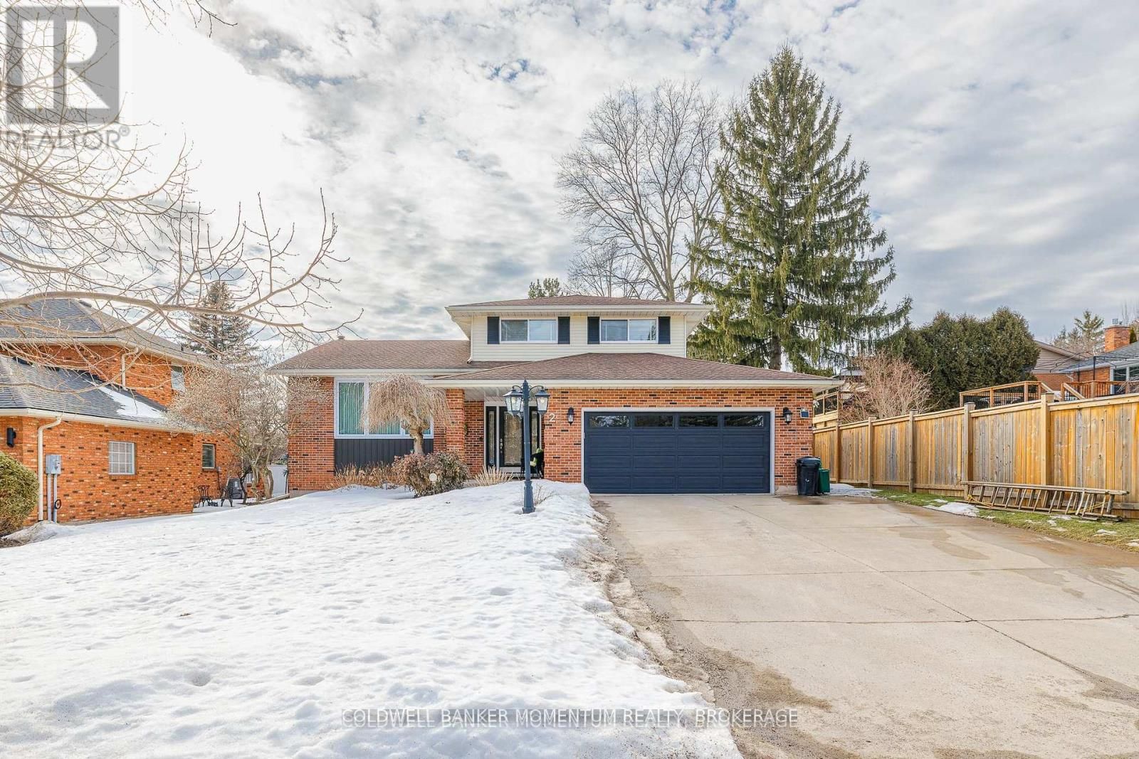 2 Greenvale Court Property Photo