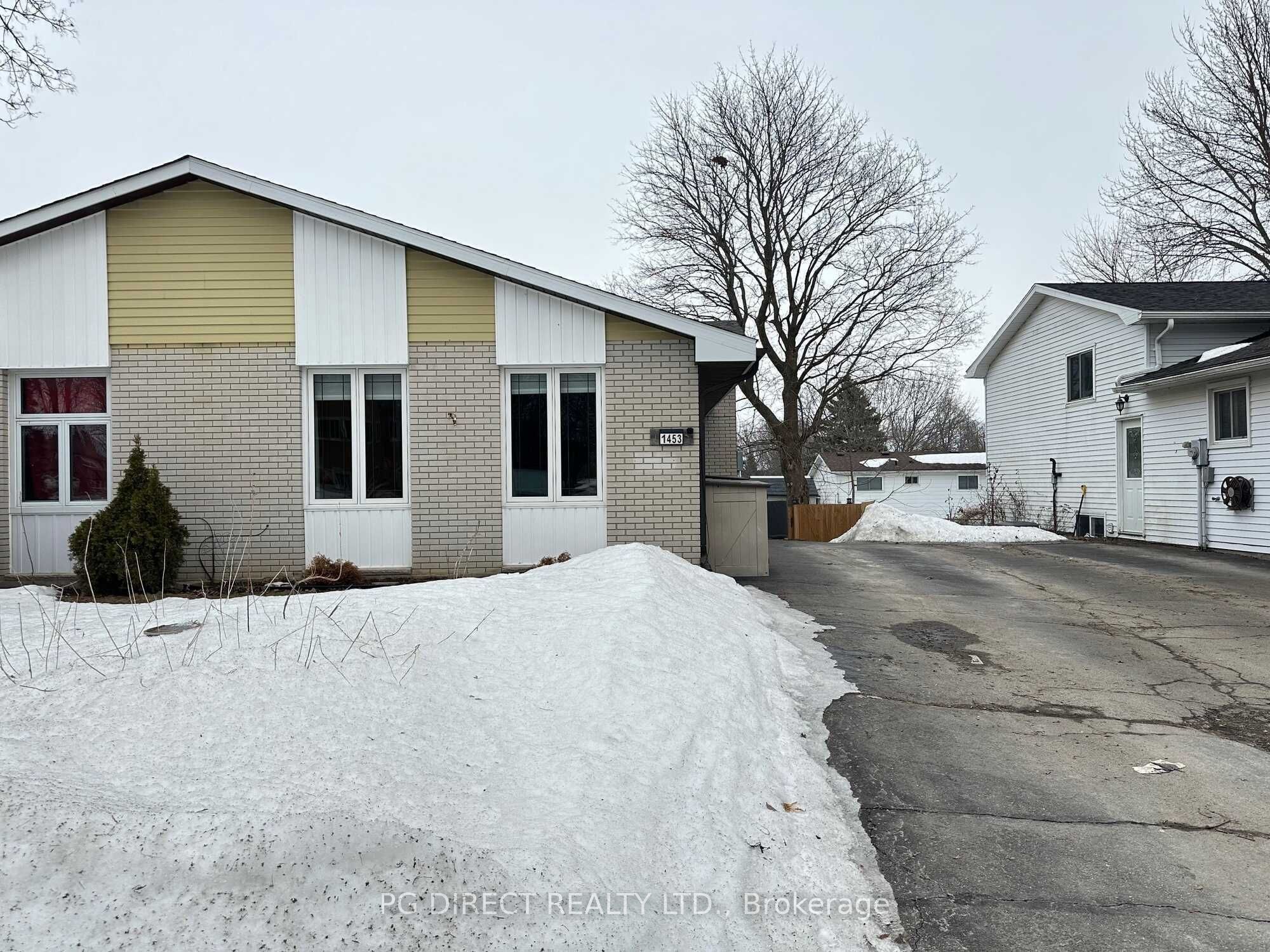 1453 Kensington Parkway Property Photo 1