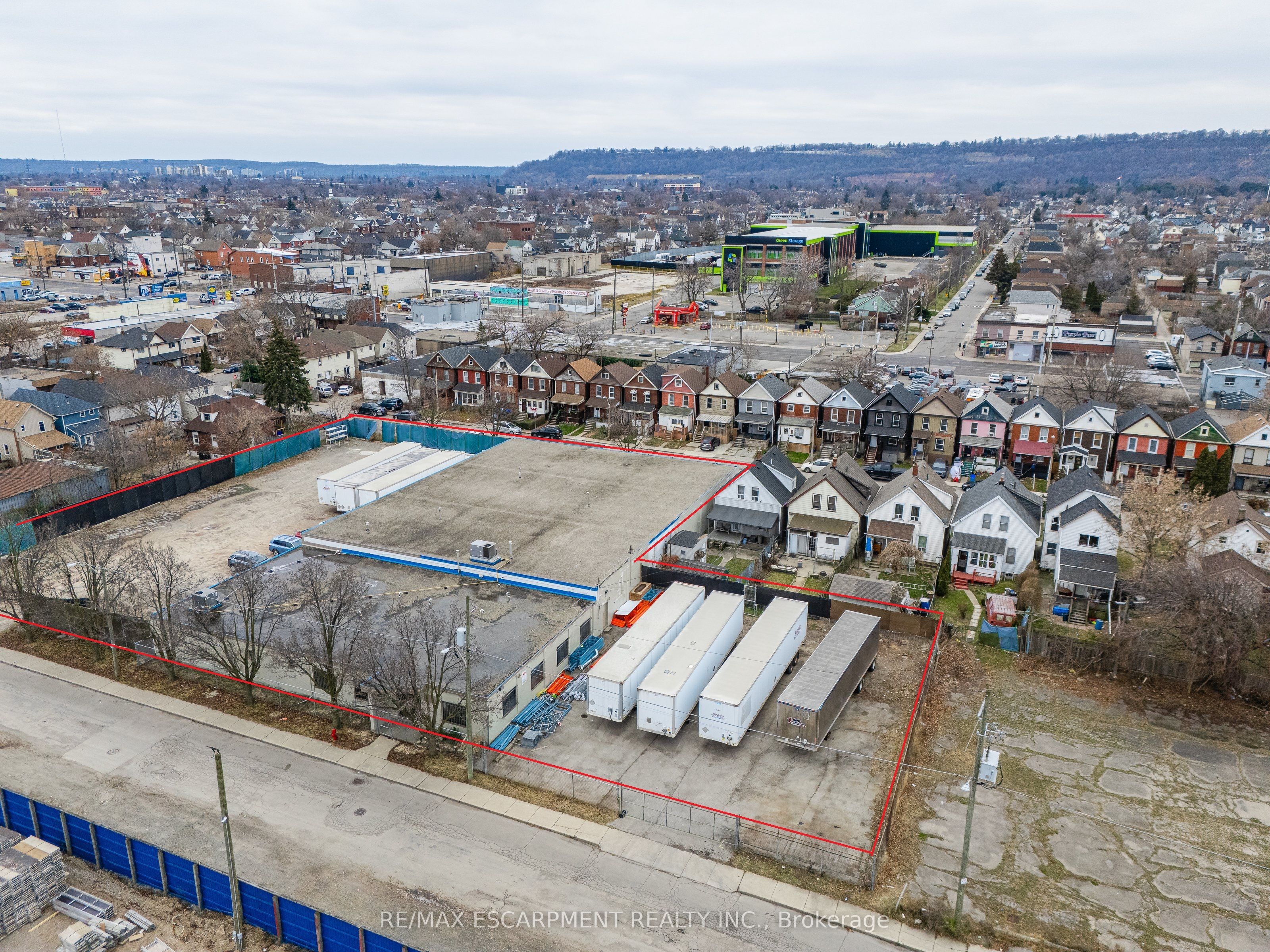 18 Linden Street Property Photo 2