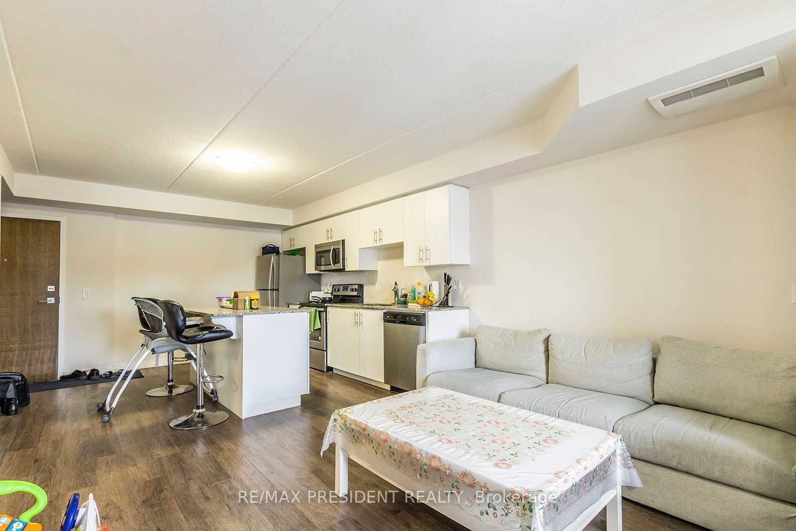 25 Kay Crescent 303 Property Photo 9