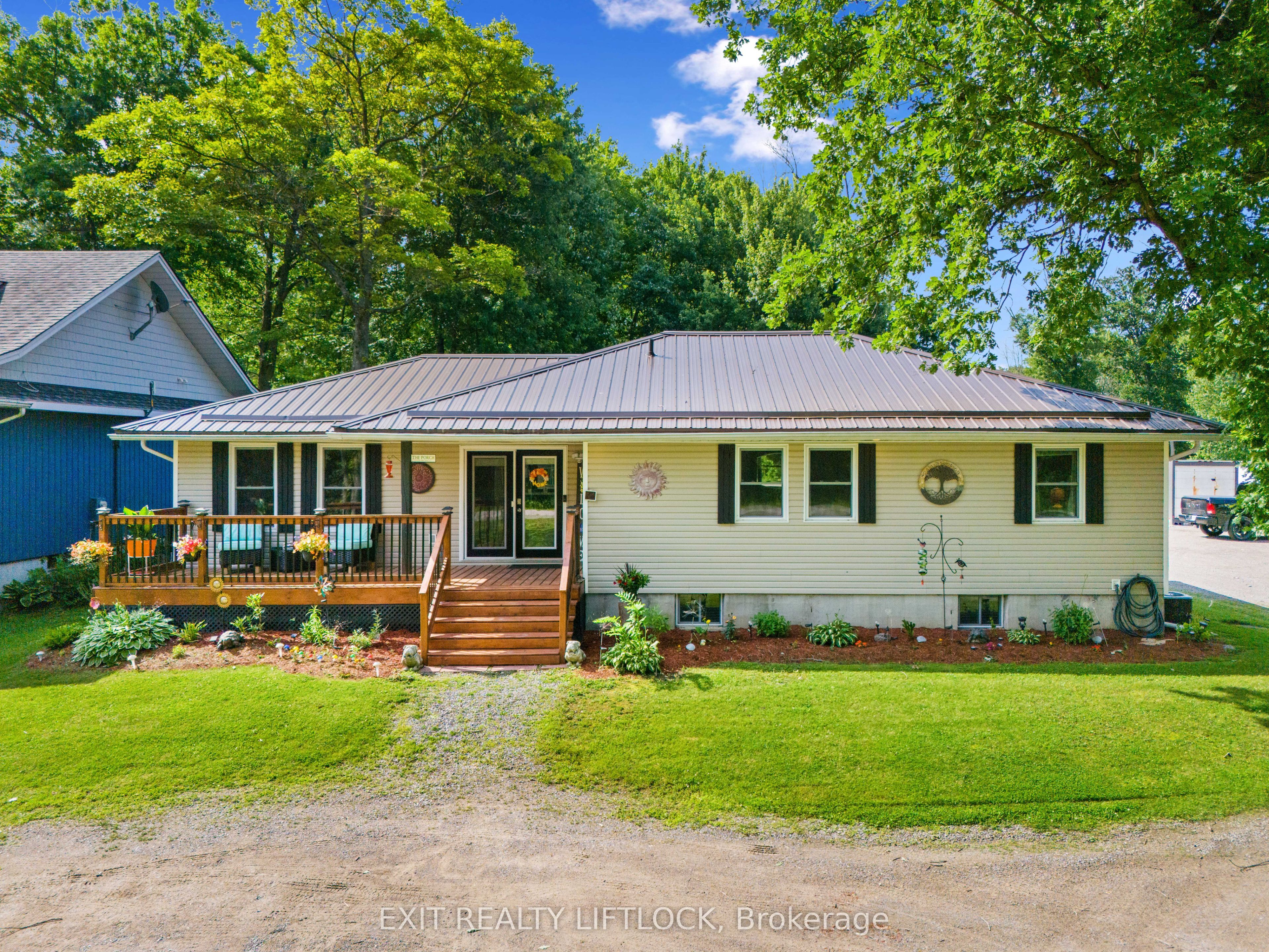 2135 2nd Line Property Photo