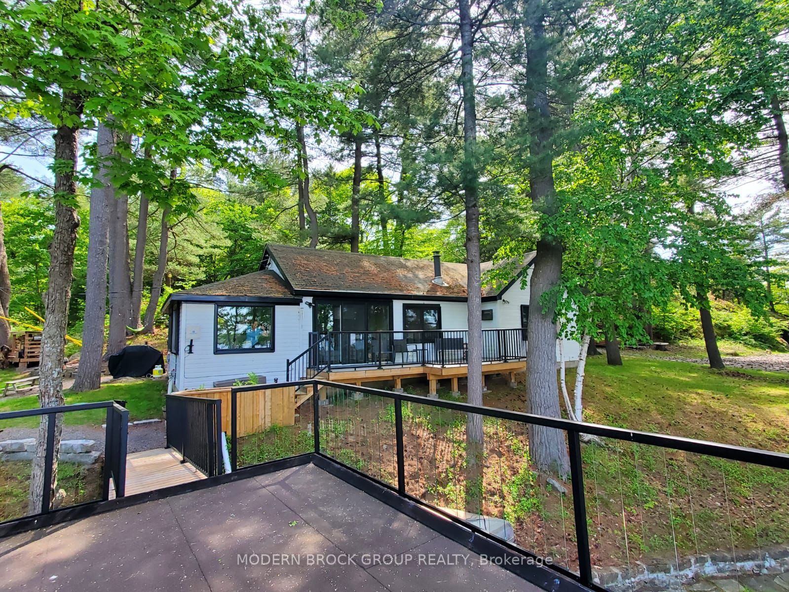 229 Hanlon Bay Rd Property Photo
