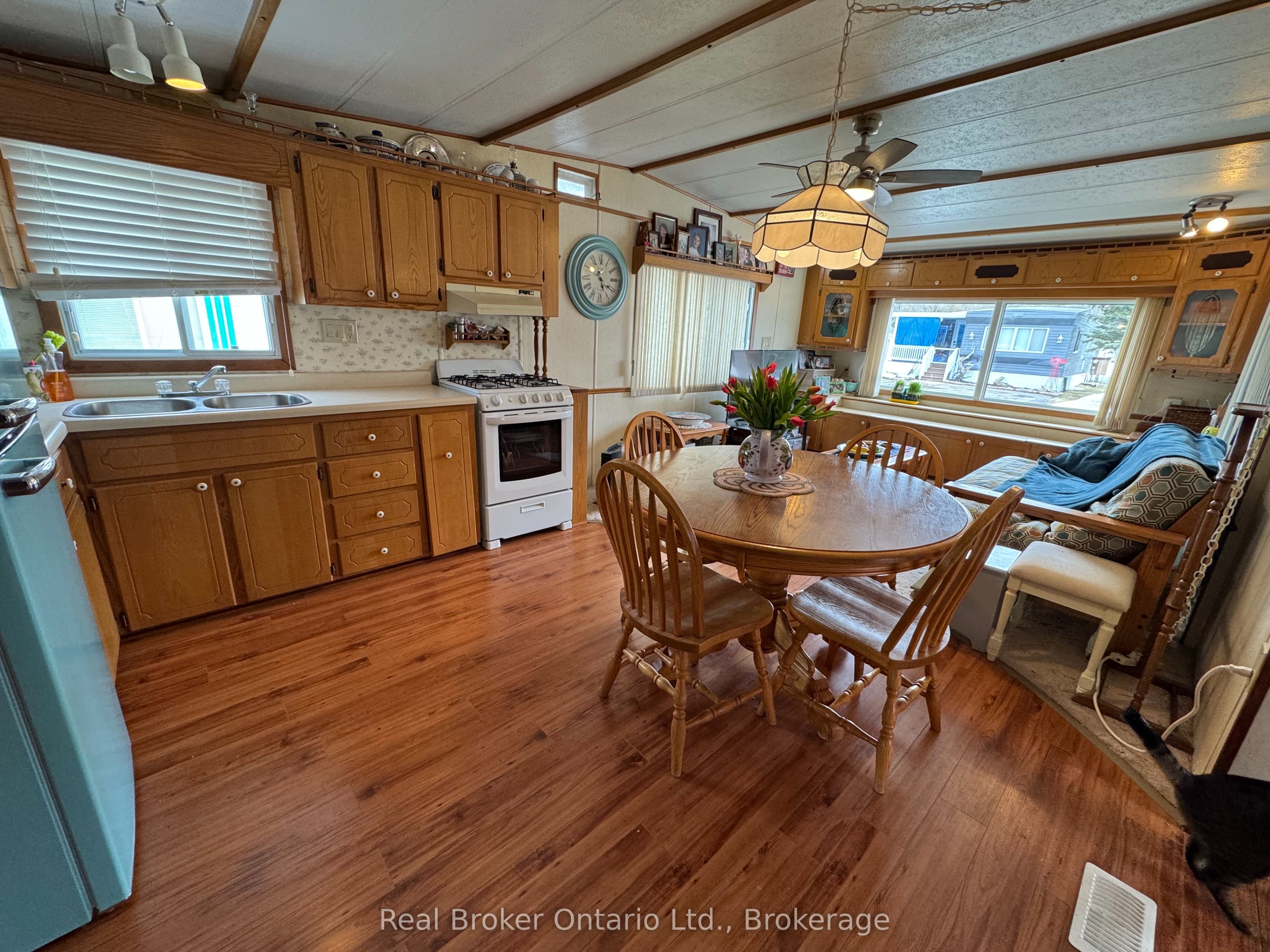 #194 - 580 Beaver Creek Road Property Photo 21