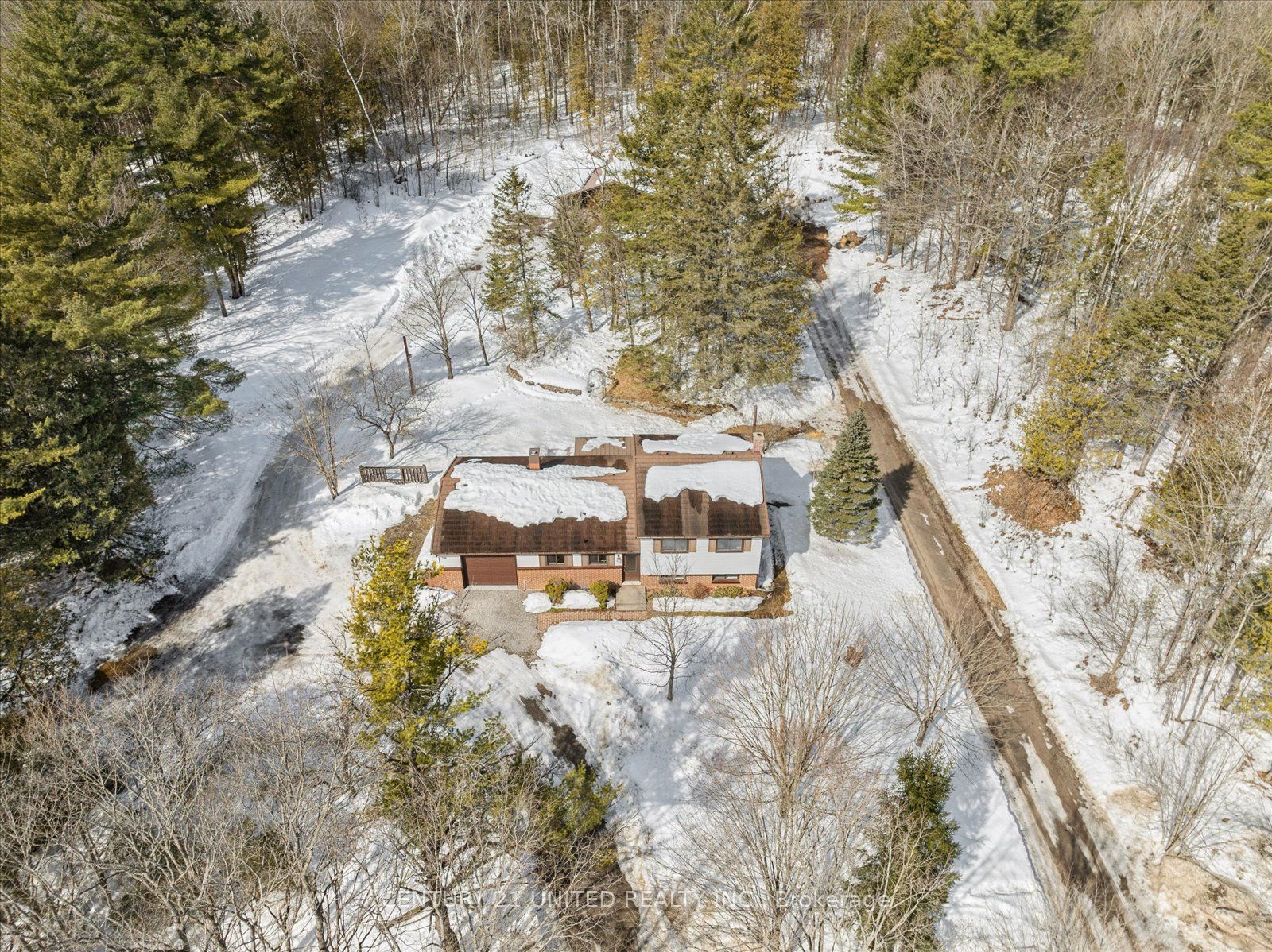 123 Moon Line Road Property Photo