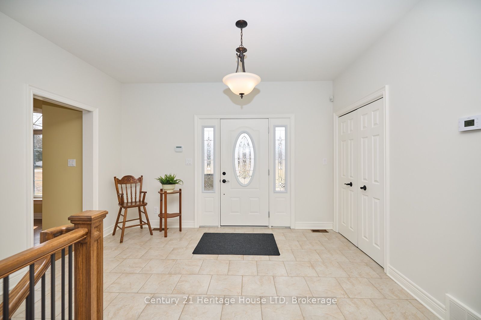 1040 Bertie Street Property Photo 4