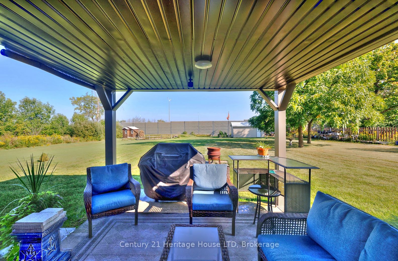 1040 Bertie Street Property Photo 42