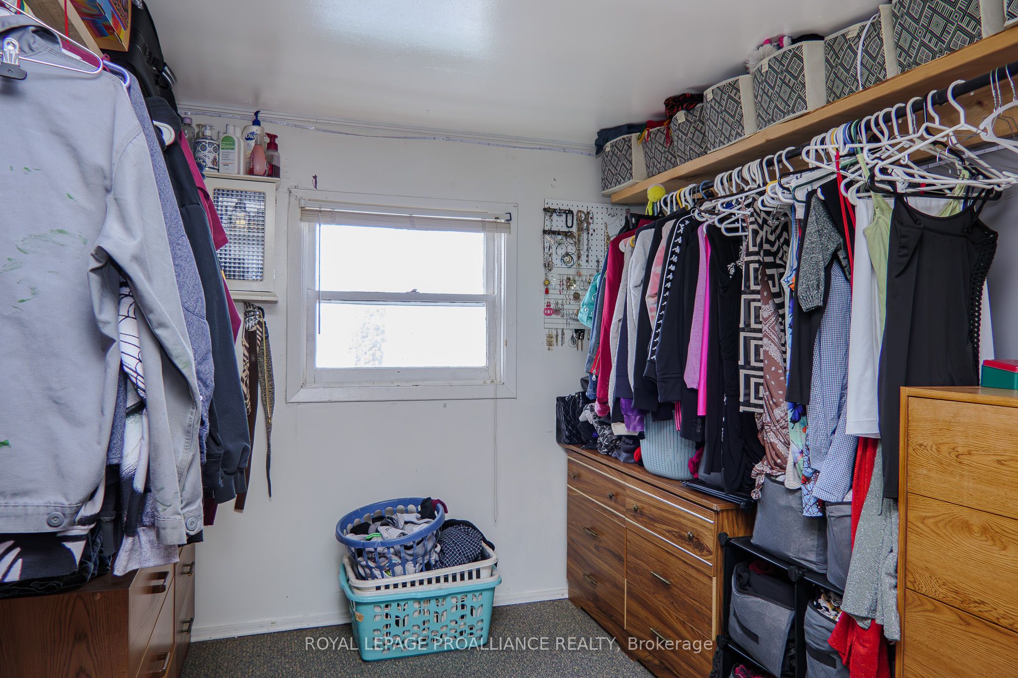 166 West Street Property Photo 15