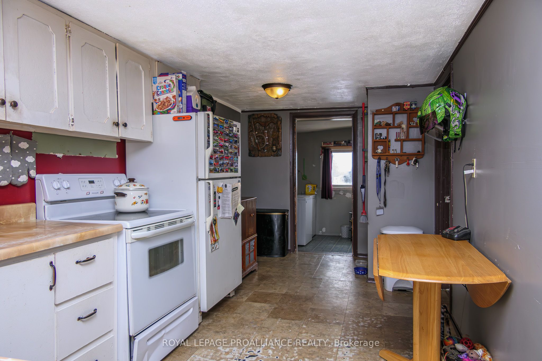 166 West Street Property Photo 20
