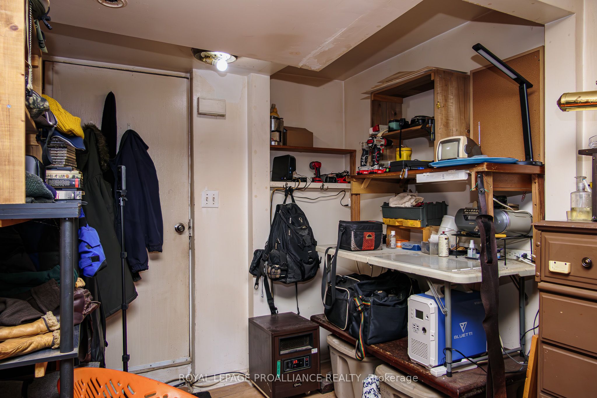 166 West Street Property Photo 26