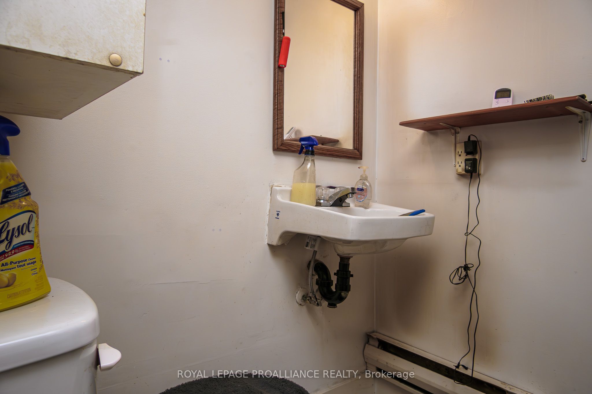 166 West Street Property Photo 30