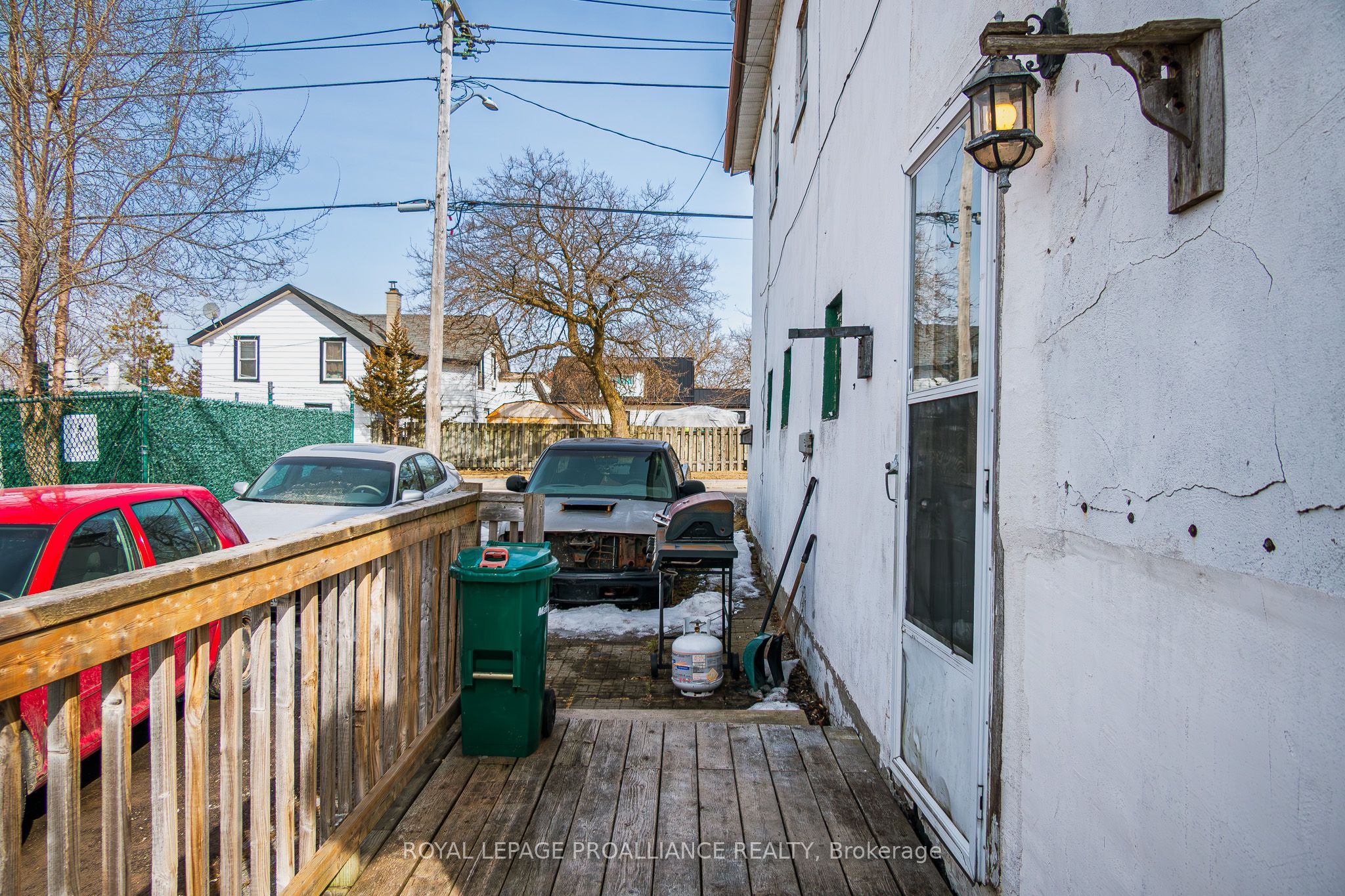 166 West Street Property Photo 35