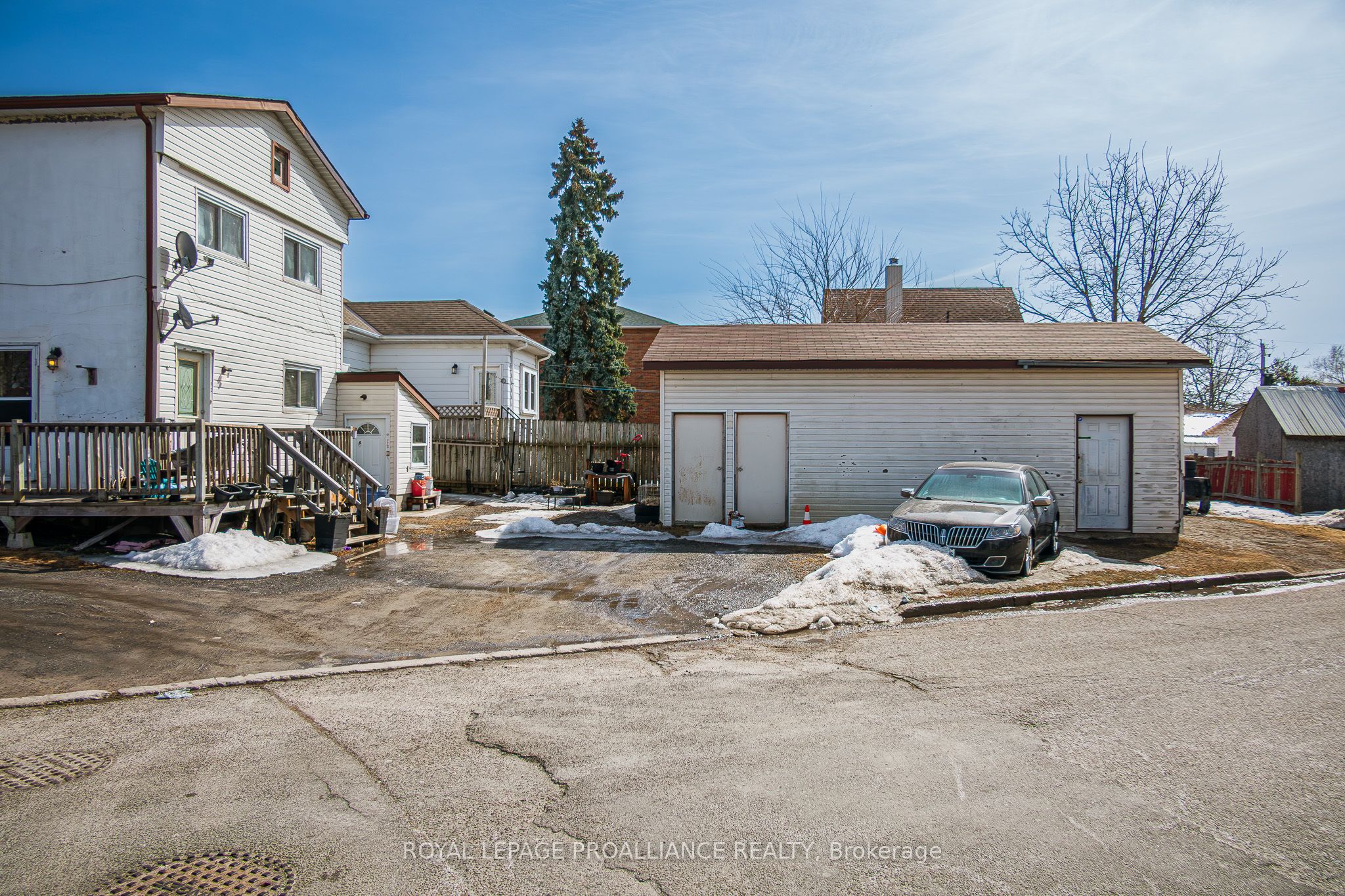 166 West Street Property Photo 40