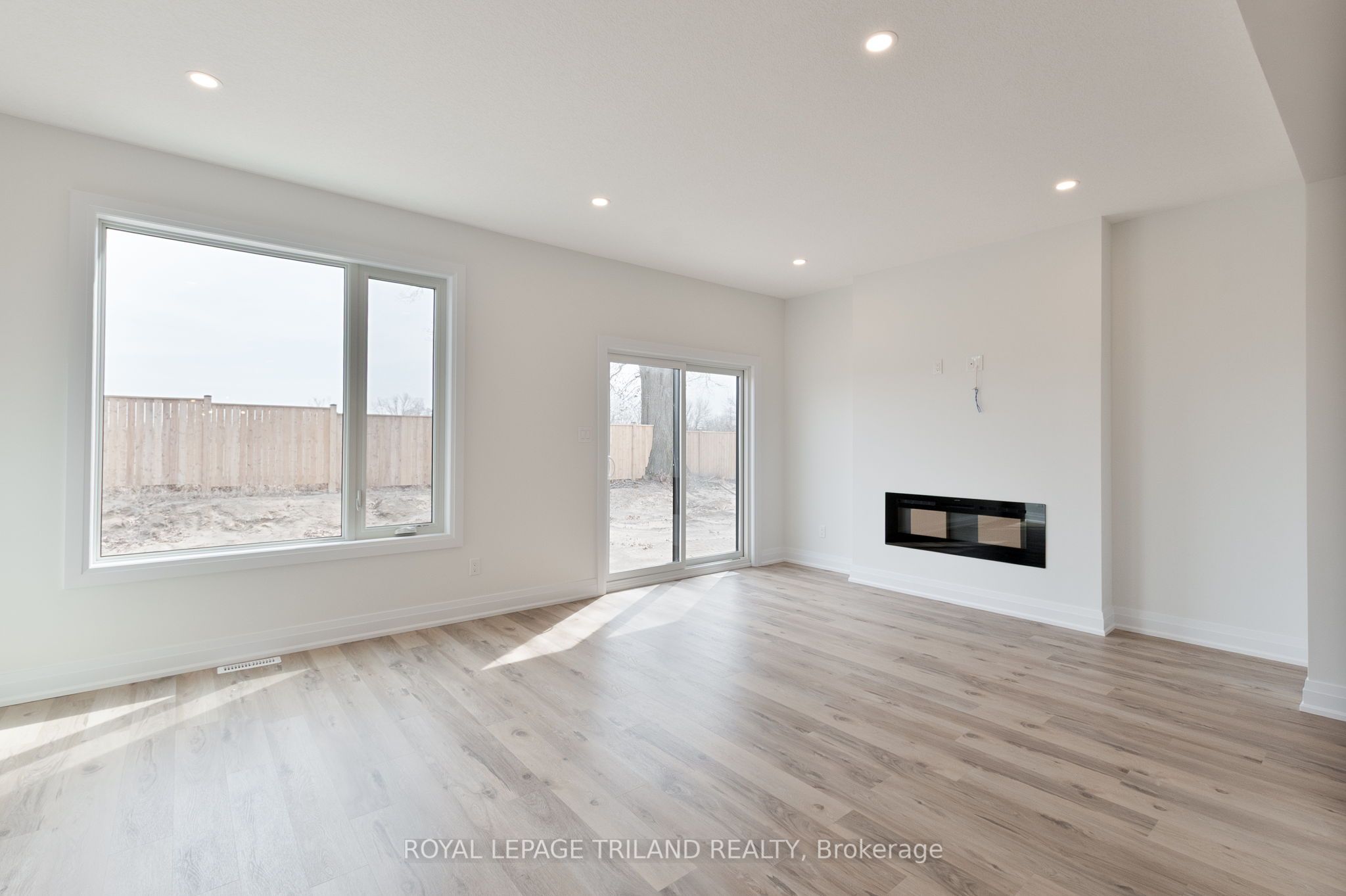 #26 - 101 Swales Avenue Property Photo 12