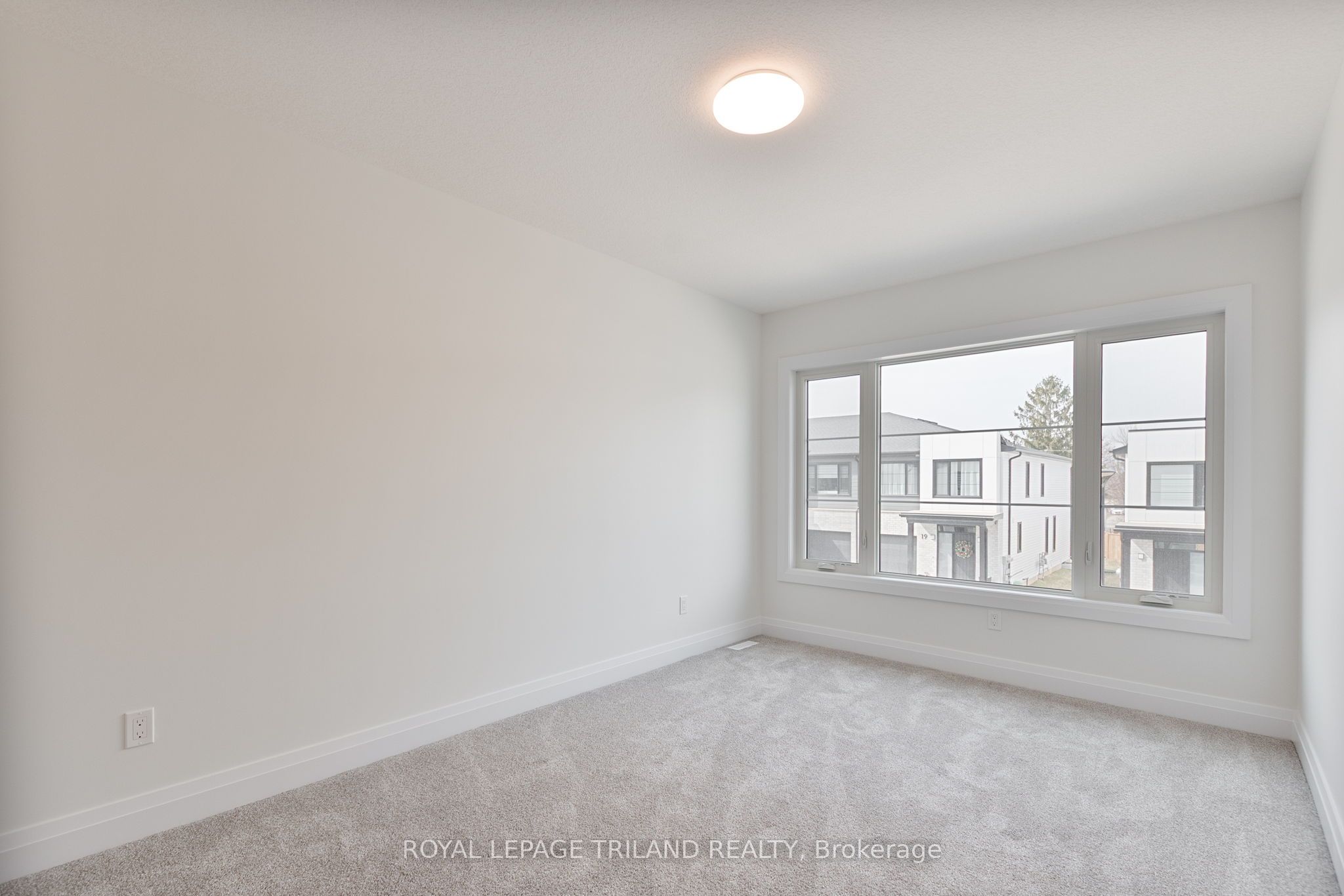 #26 - 101 Swales Avenue Property Photo 23