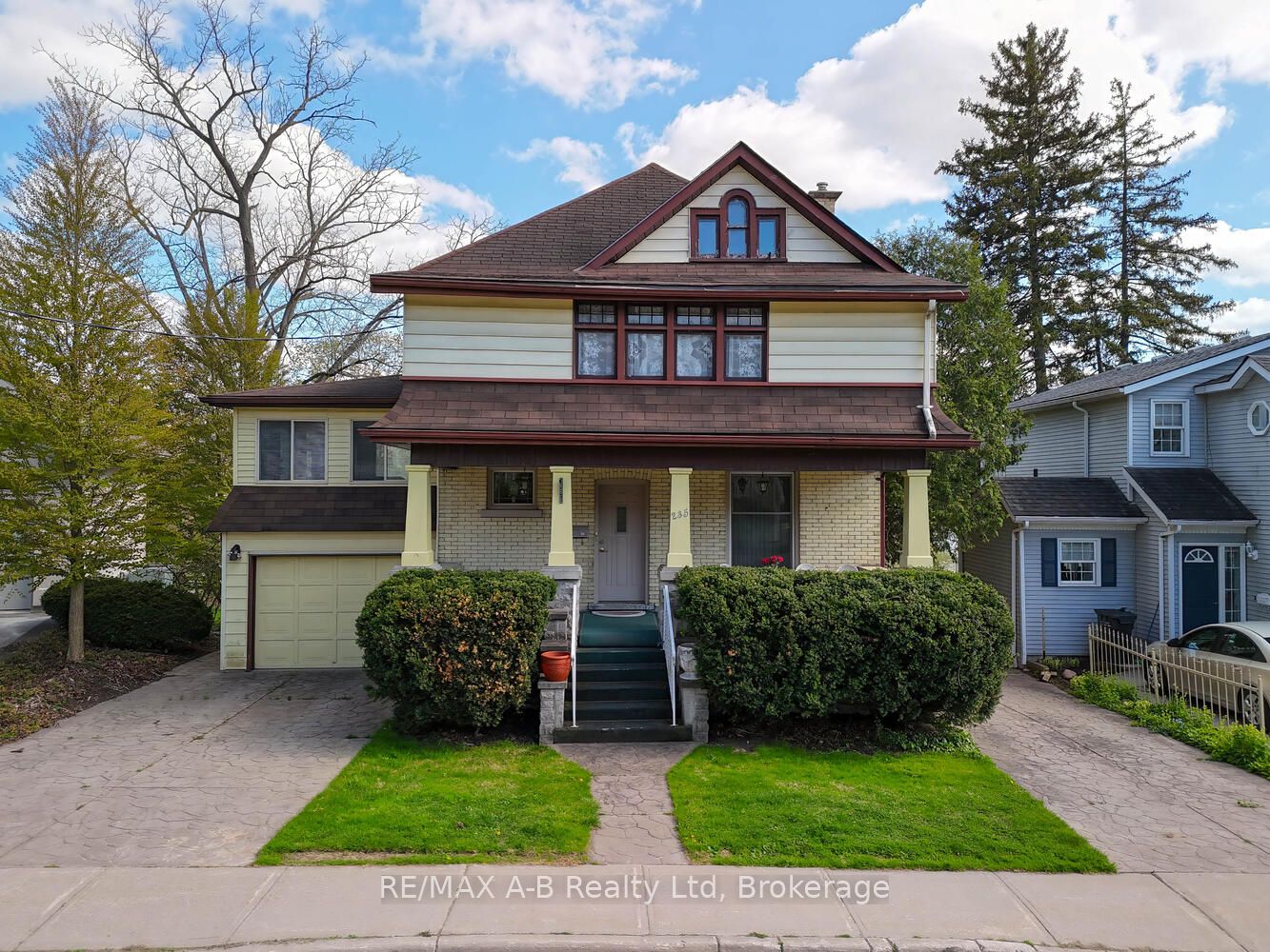 235 William Street Property Photo
