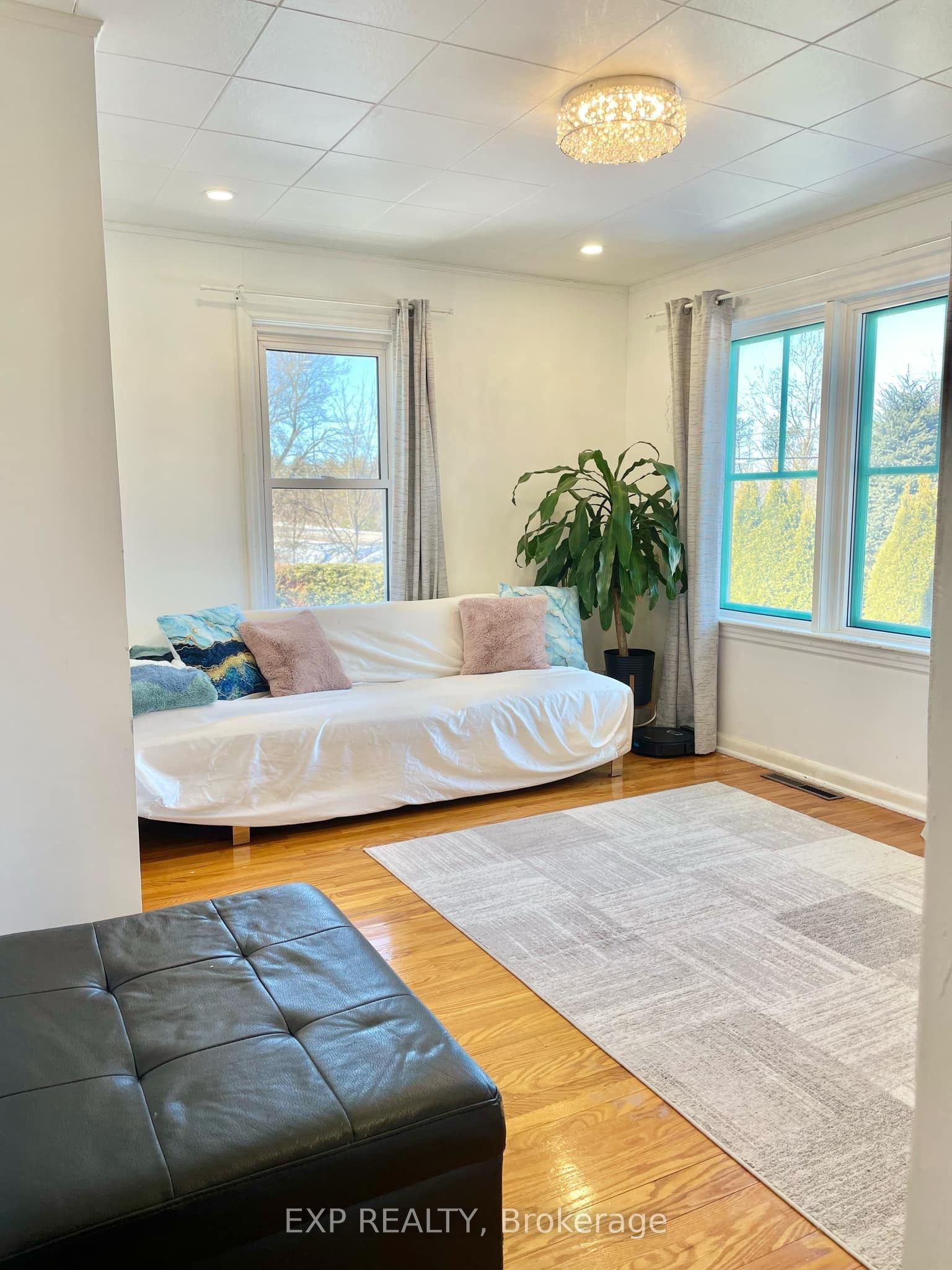 584050 Beachville Road Property Photo 4