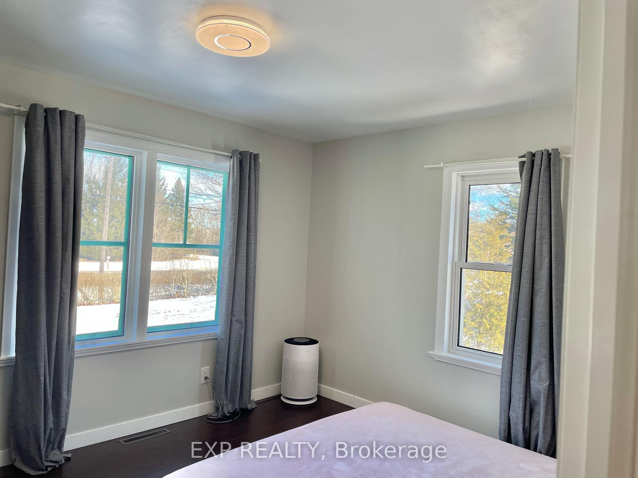 584050 Beachville Road Property Photo 5