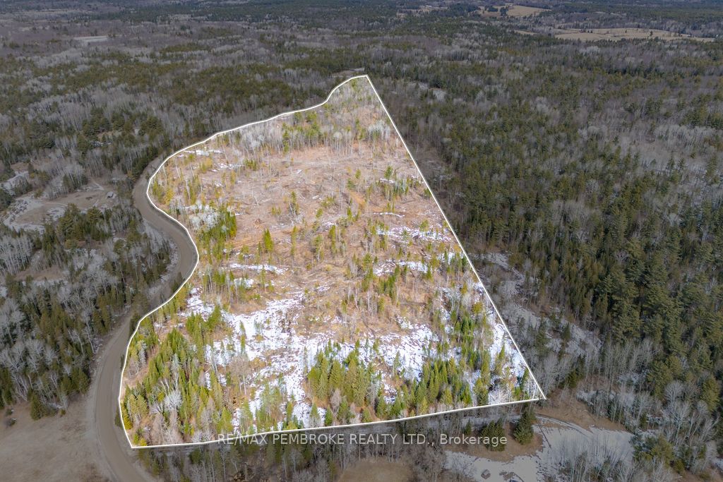 744 Black Creek Road Property Photo